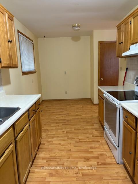 Photo 9 of 51 Parkview Heights, Quinte West, Trenton Ward — HOMEH