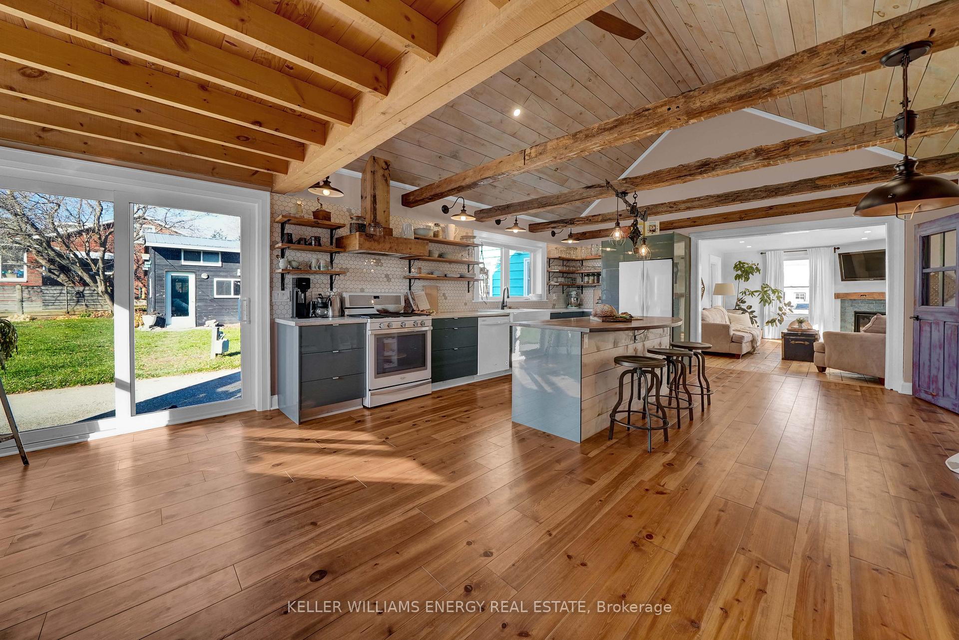 Photo 17 of 75 Saint Philip Street, Prince Edward County, South Marysburg Ward — HOMEH