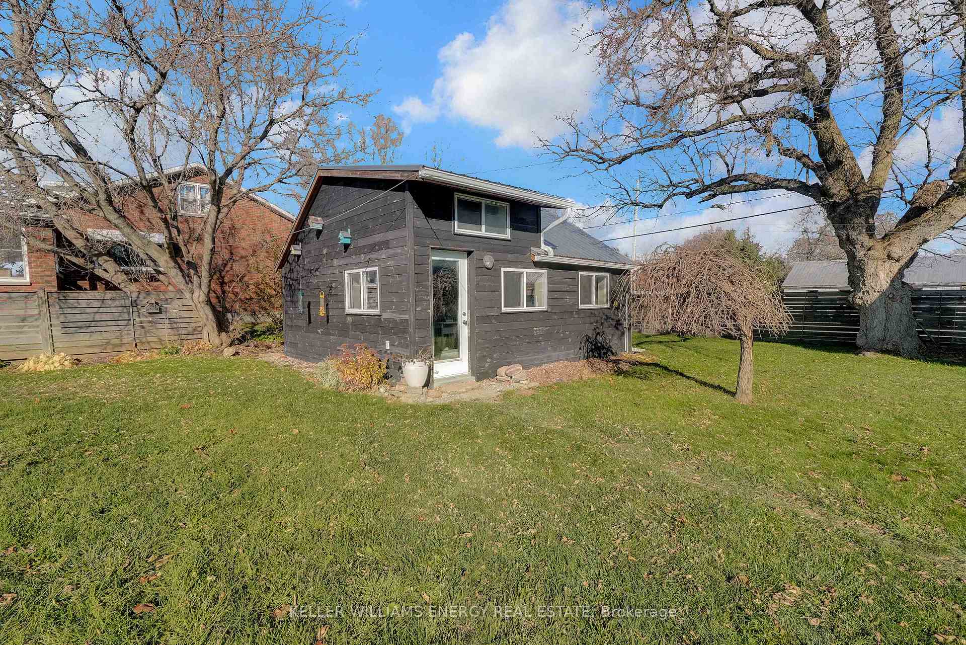 Photo 35 of 75 Saint Philip Street, Prince Edward County, South Marysburg Ward — HOMEH