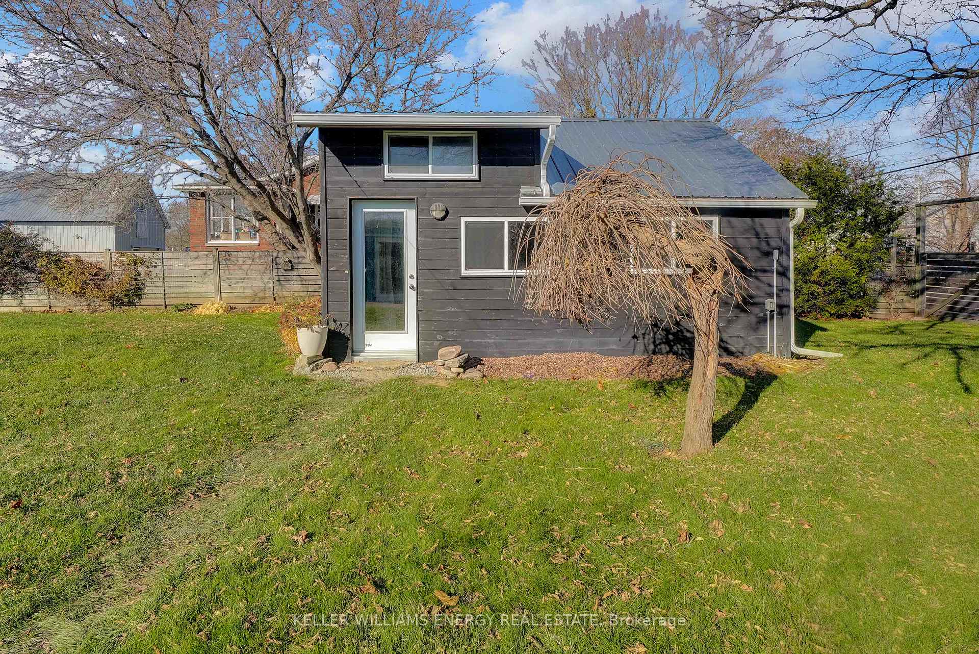 Photo 36 of 75 Saint Philip Street, Prince Edward County, South Marysburg Ward — HOMEH
