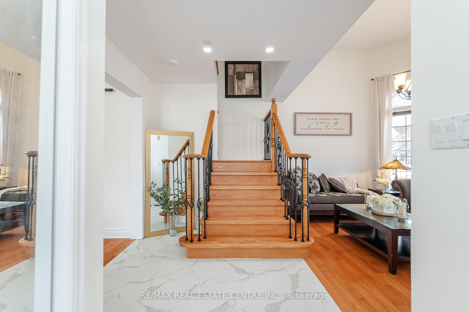 Photo 5 of 577 Caverhill Crescent, Milton, Clarke — HOMEH