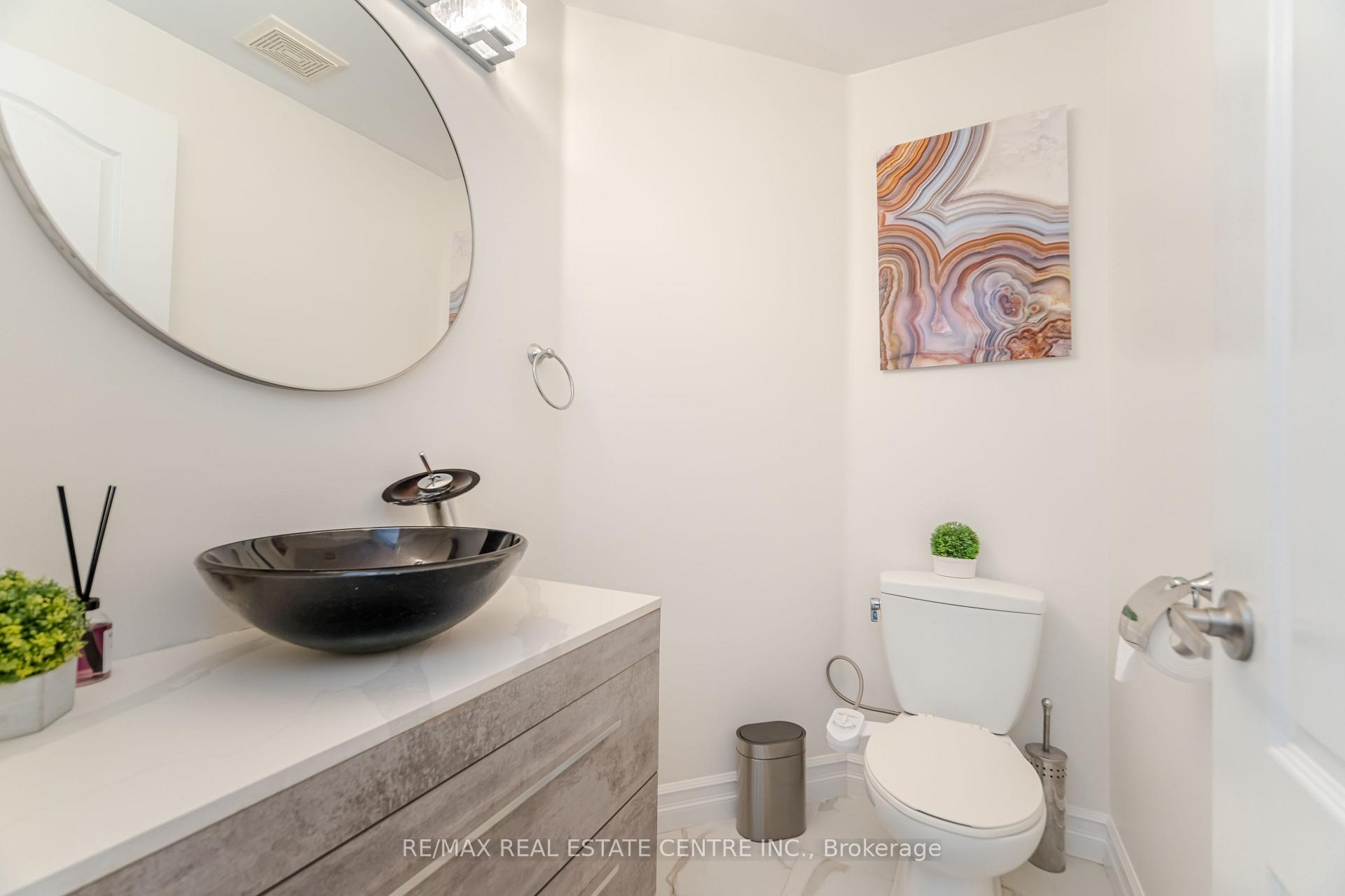 Photo 18 of 577 Caverhill Crescent, Milton, Clarke — HOMEH