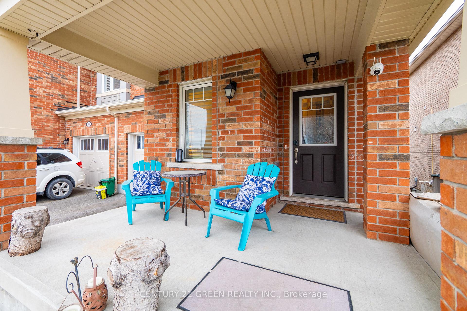 Photo 3 of 303 Yates Drive, Milton, Coates — HOMEH