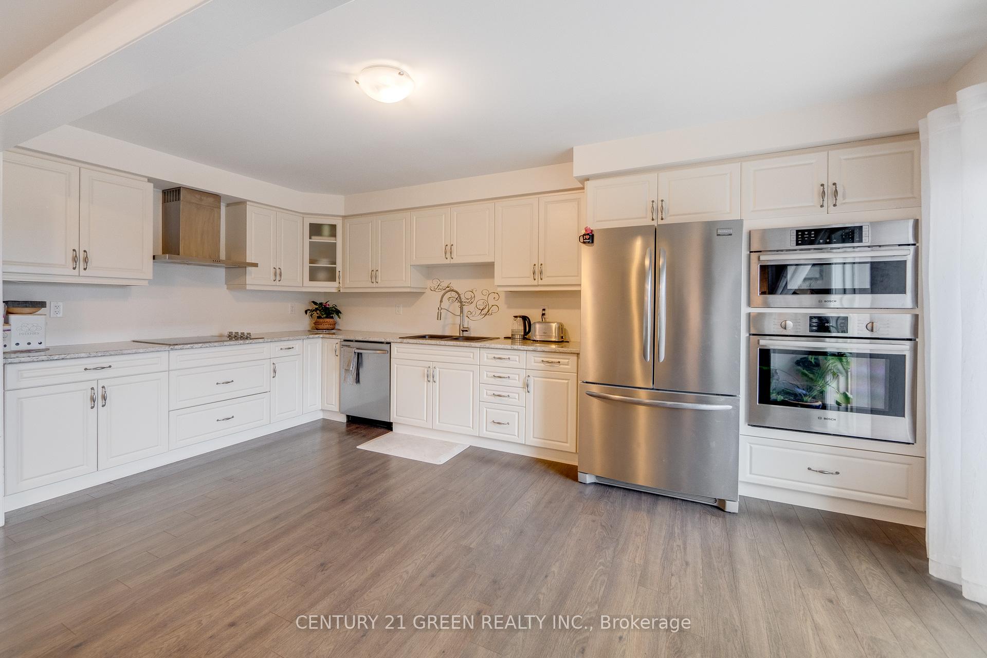Photo 16 of 303 Yates Drive, Milton, Coates — HOMEH