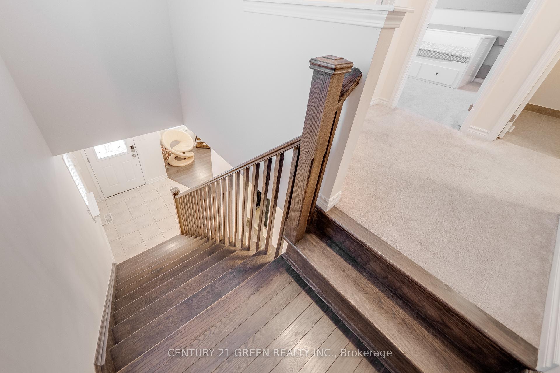Photo 21 of 303 Yates Drive, Milton, Coates — HOMEH