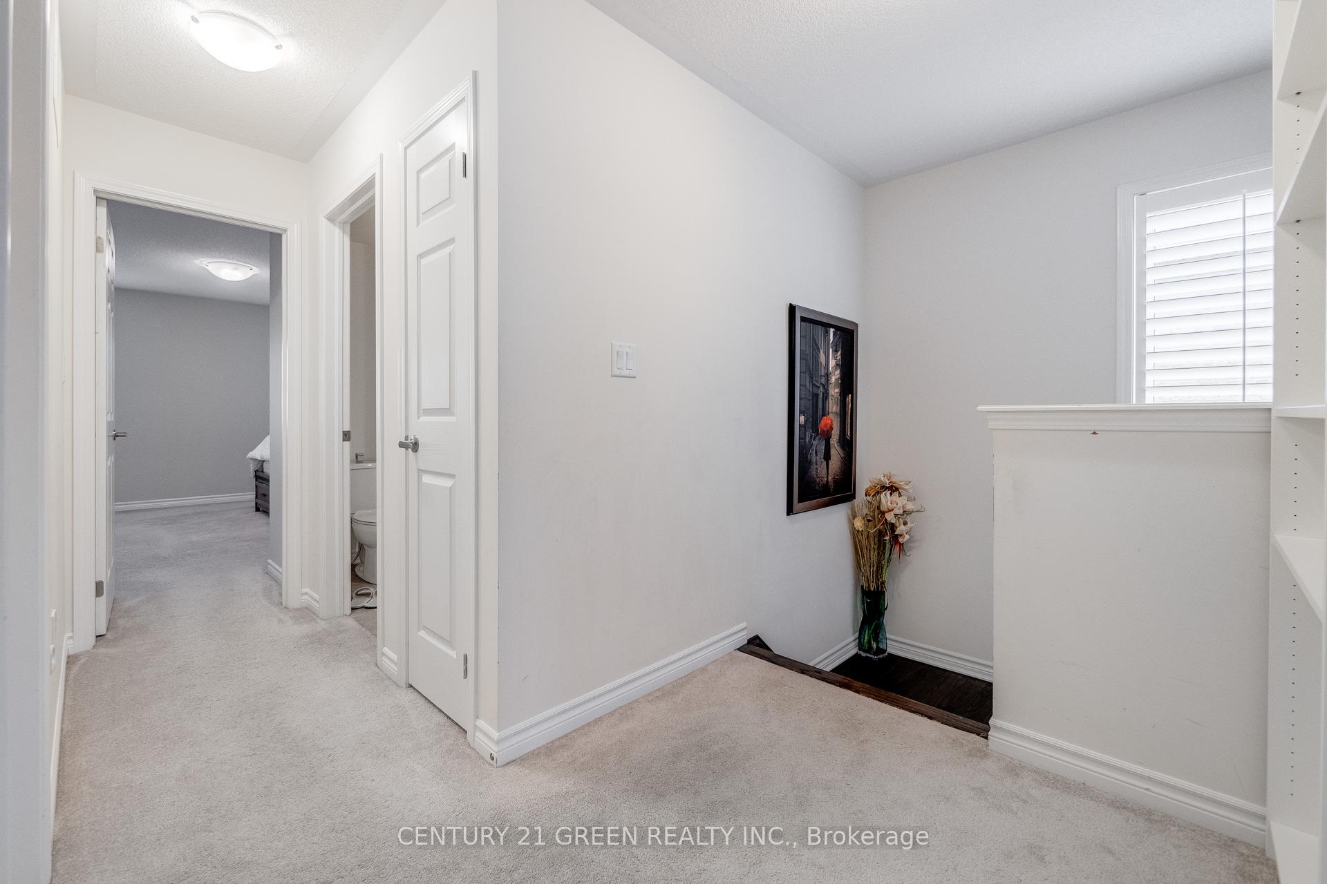 Photo 22 of 303 Yates Drive, Milton, Coates — HOMEH