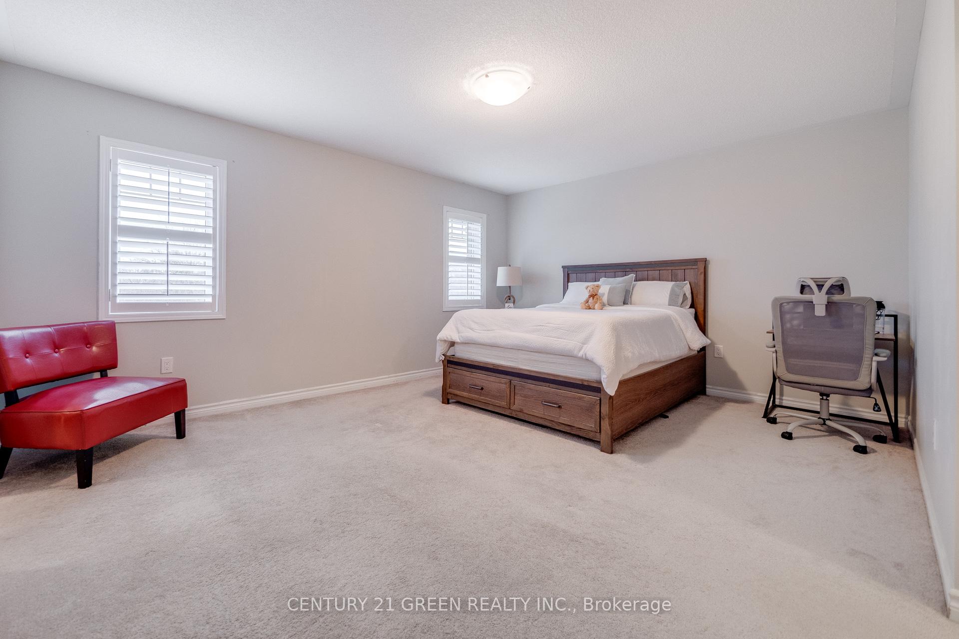 Photo 23 of 303 Yates Drive, Milton, Coates — HOMEH