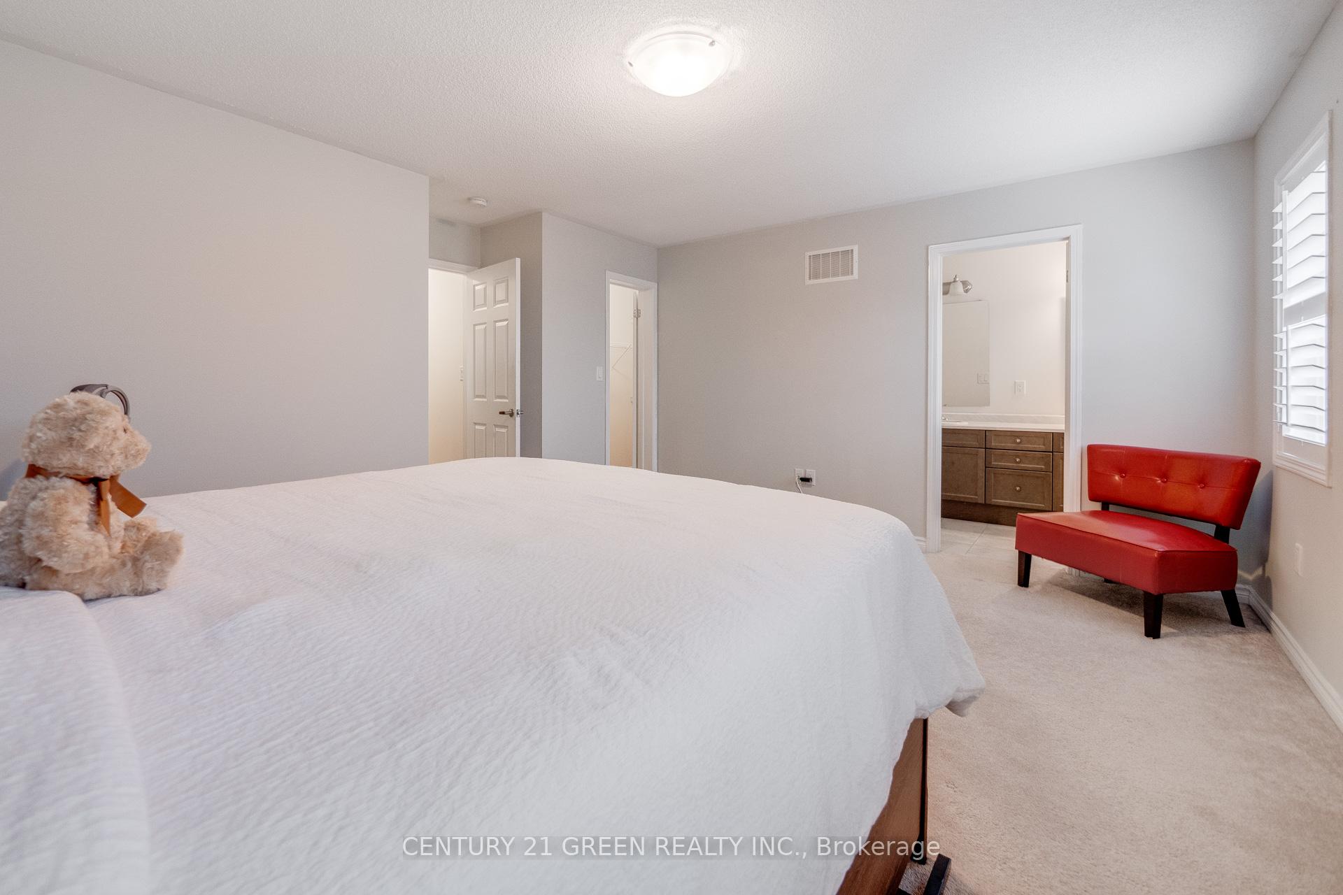 Photo 25 of 303 Yates Drive, Milton, Coates — HOMEH