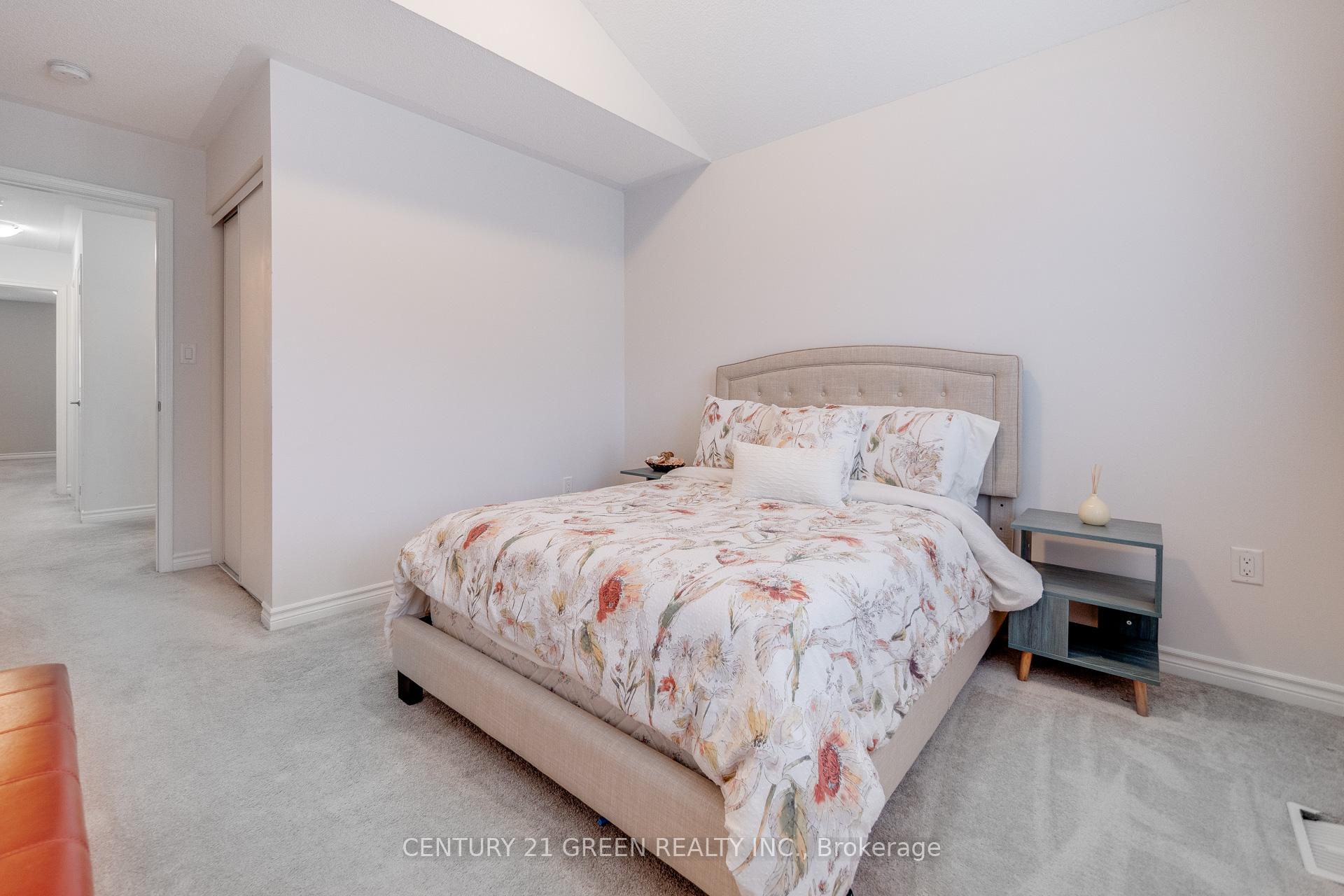 Photo 28 of 303 Yates Drive, Milton, Coates — HOMEH
