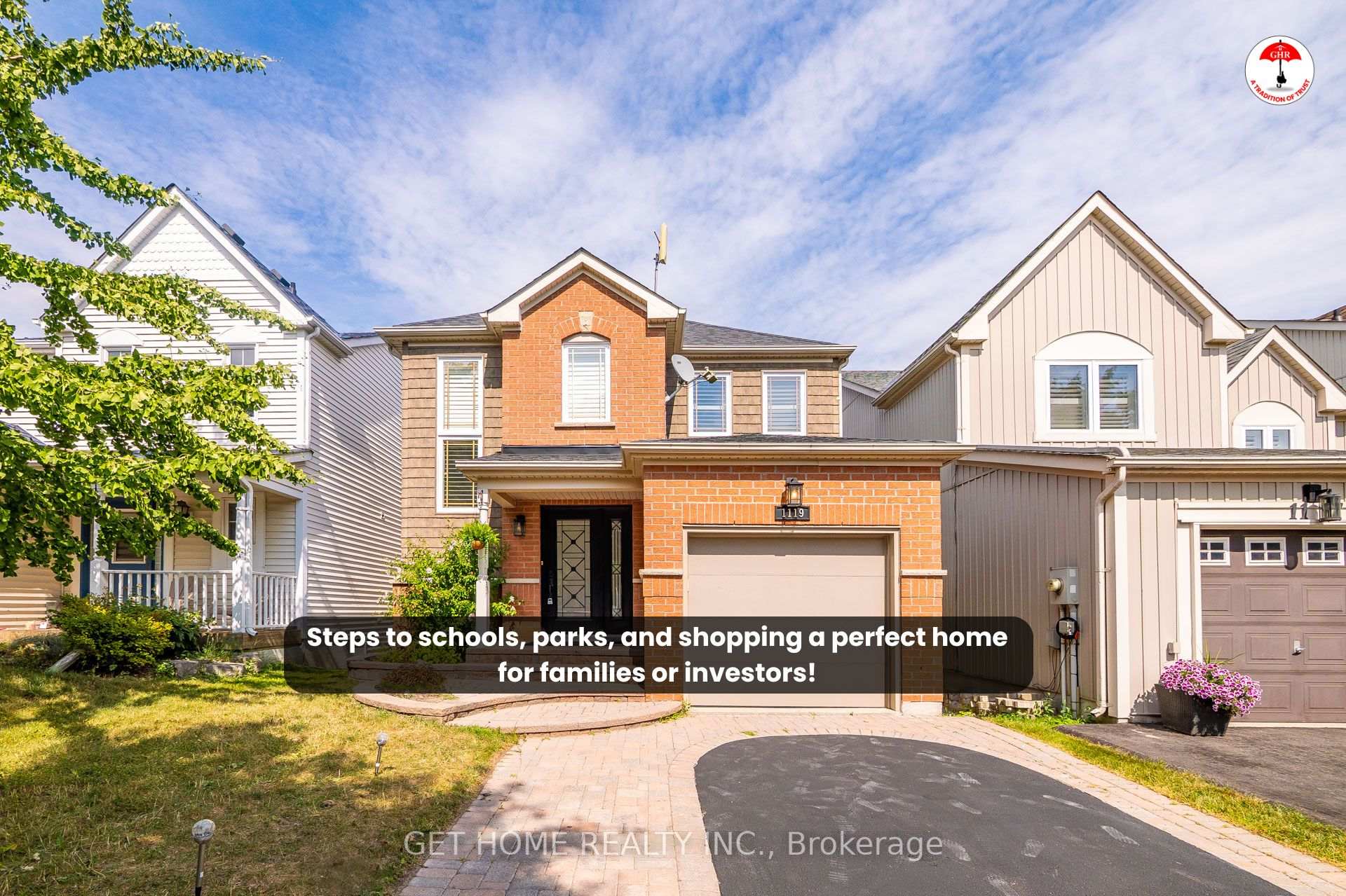 Front of 1119 Ashgrove Crescent