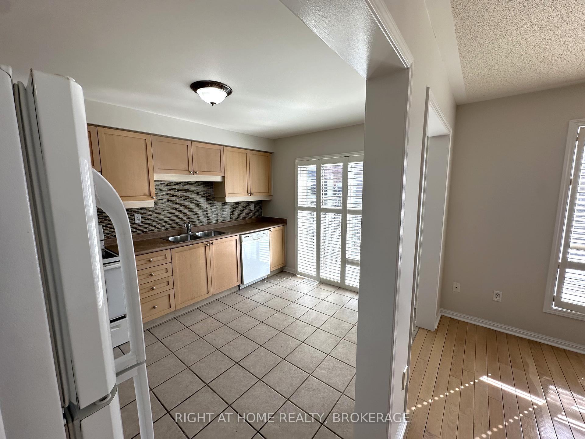 Photo 10 of 1036 Barclay Circle, Milton, Beaty — HOMEH