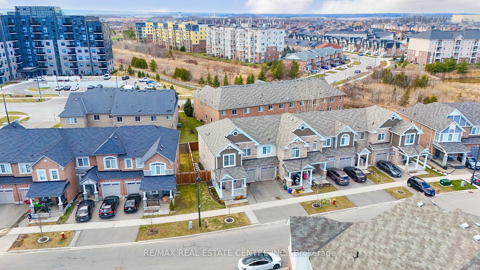 Photo 4 of 1303 Beacham Court, Milton, Clarke — HOMEH