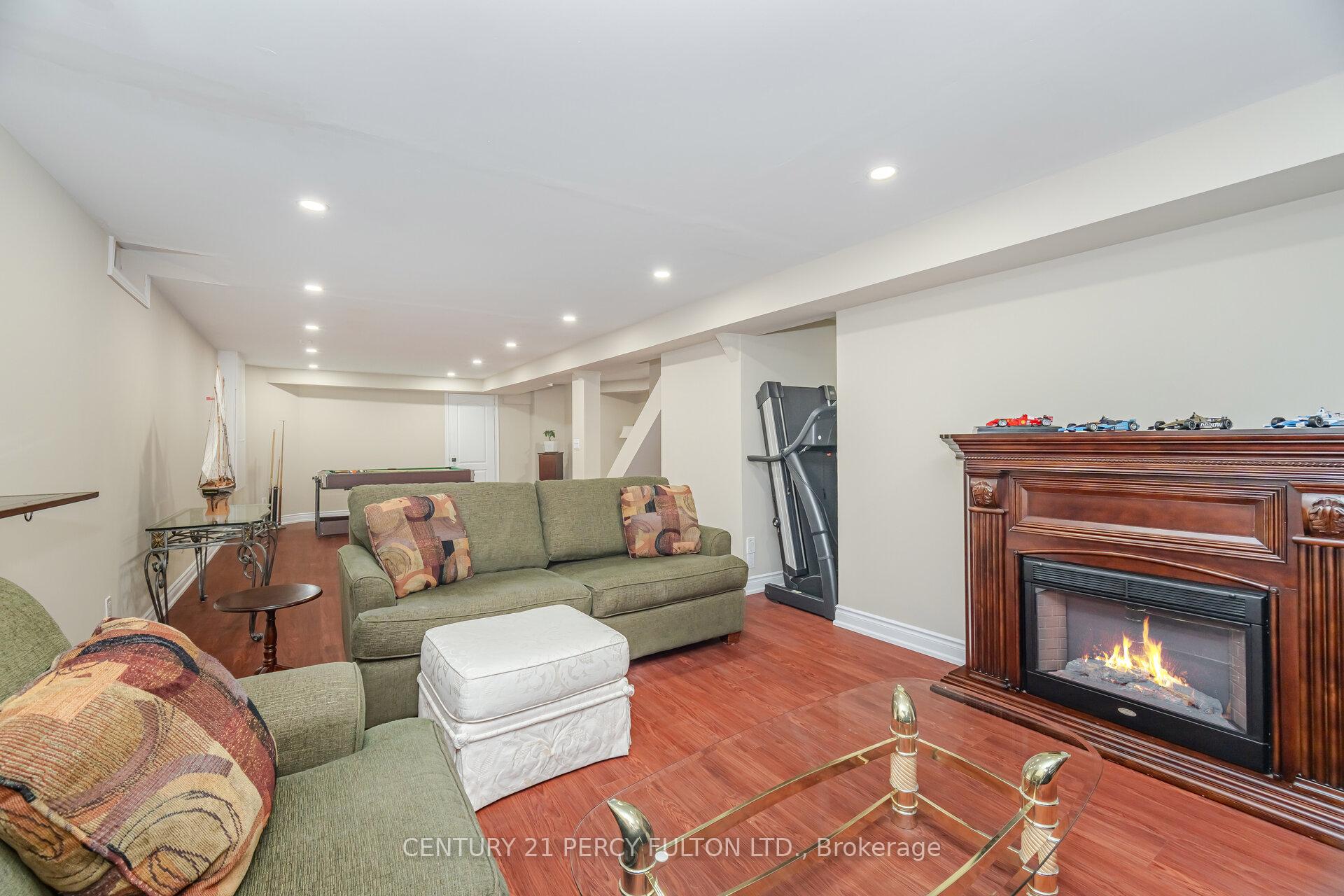 Photo 46 of 1977 Rosebank Road, Pickering, Amberlea — HOMEH