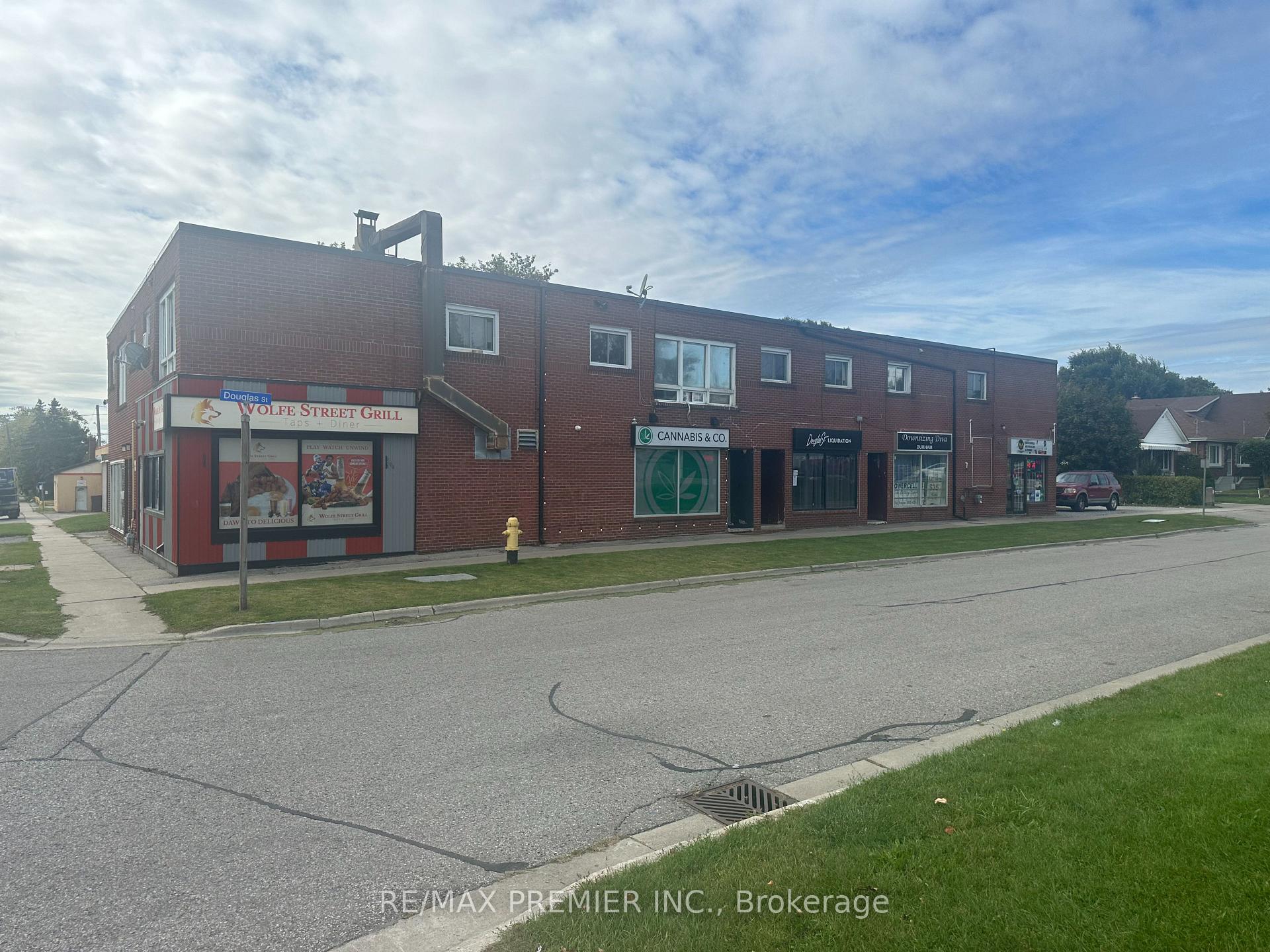 Photo 1 of Unit 2B, 92 Wolfe Street, Oshawa, Lakeview — HOMEH