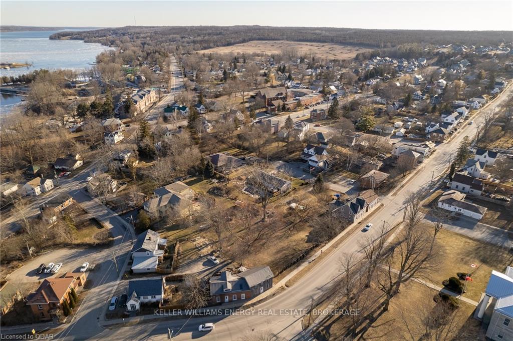 Photo 8 of 39 Union Street, Prince Edward County, Picton Ward — HOMEH