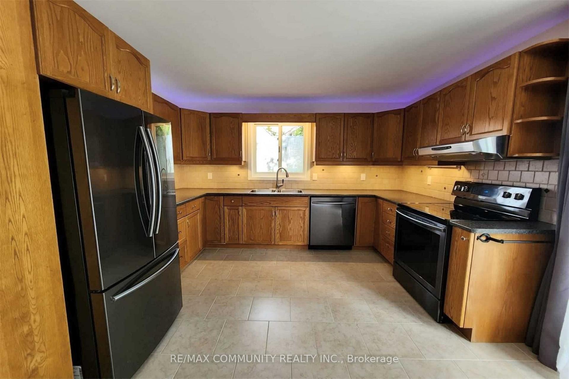 Photo 8 of 5 Forchuk Crescent, Quinte West, Trenton Ward — HOMEH