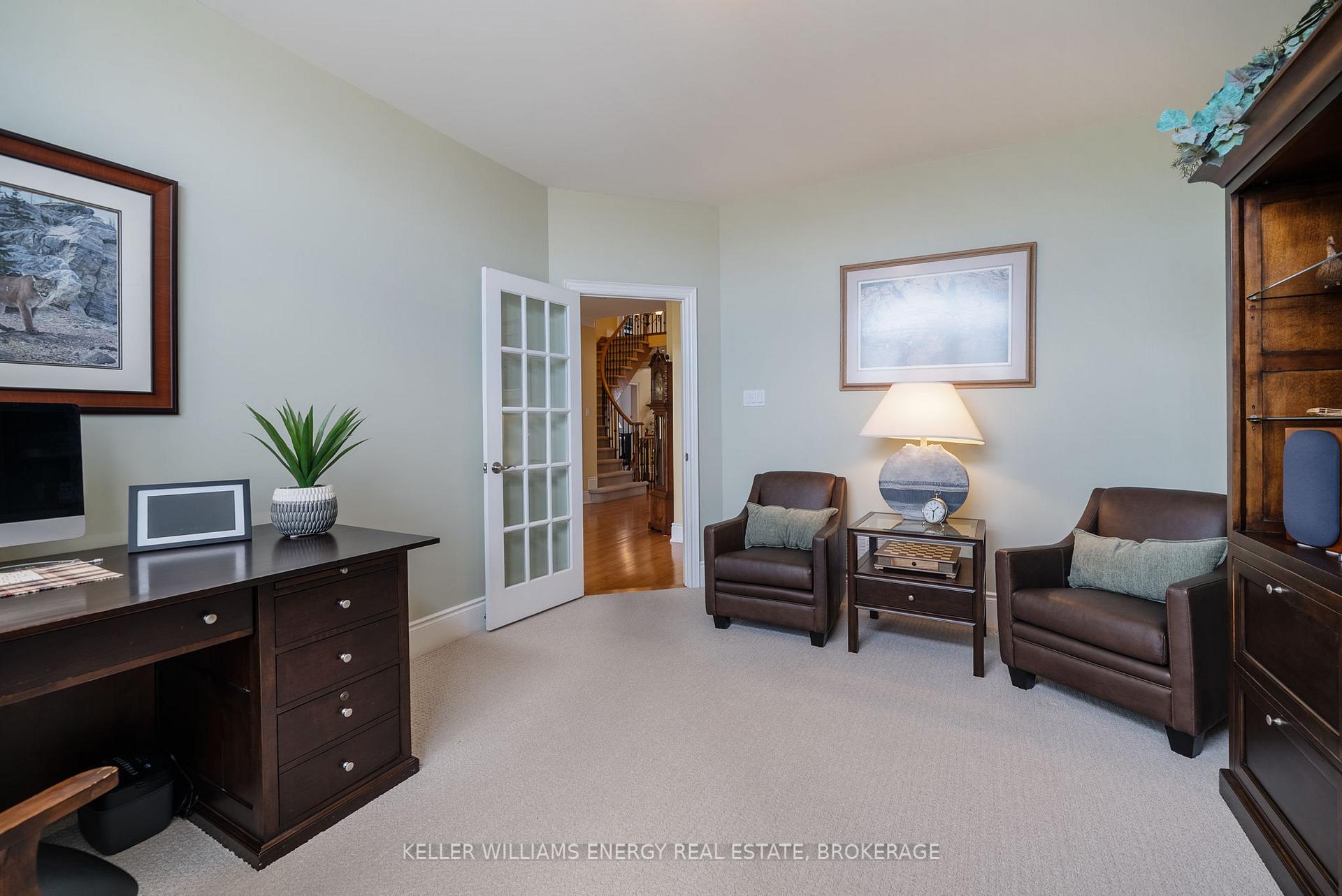 Photo 16 of 1044 Swiss Heights, Oshawa, Pinecrest — HOMEH