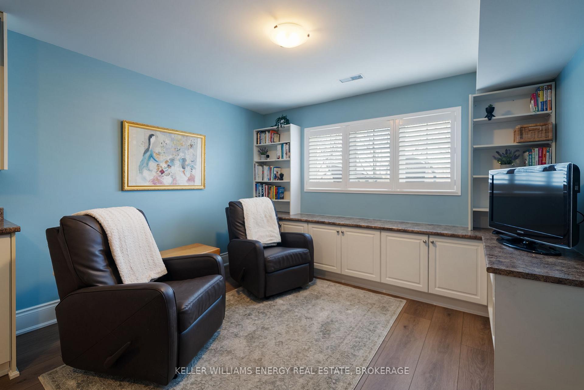Photo 29 of 1044 Swiss Heights, Oshawa, Pinecrest — HOMEH