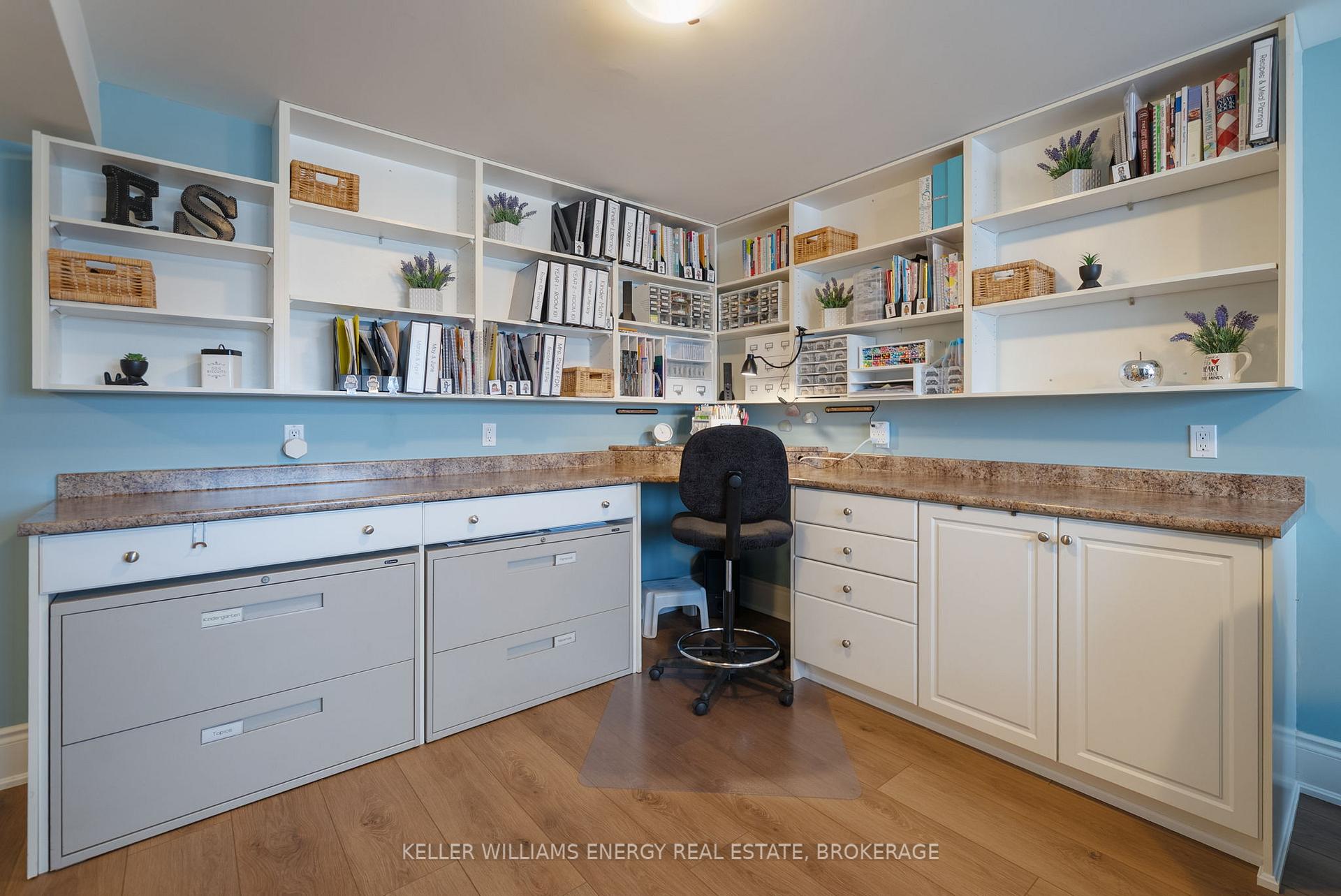Photo 31 of 1044 Swiss Heights, Oshawa, Pinecrest — HOMEH