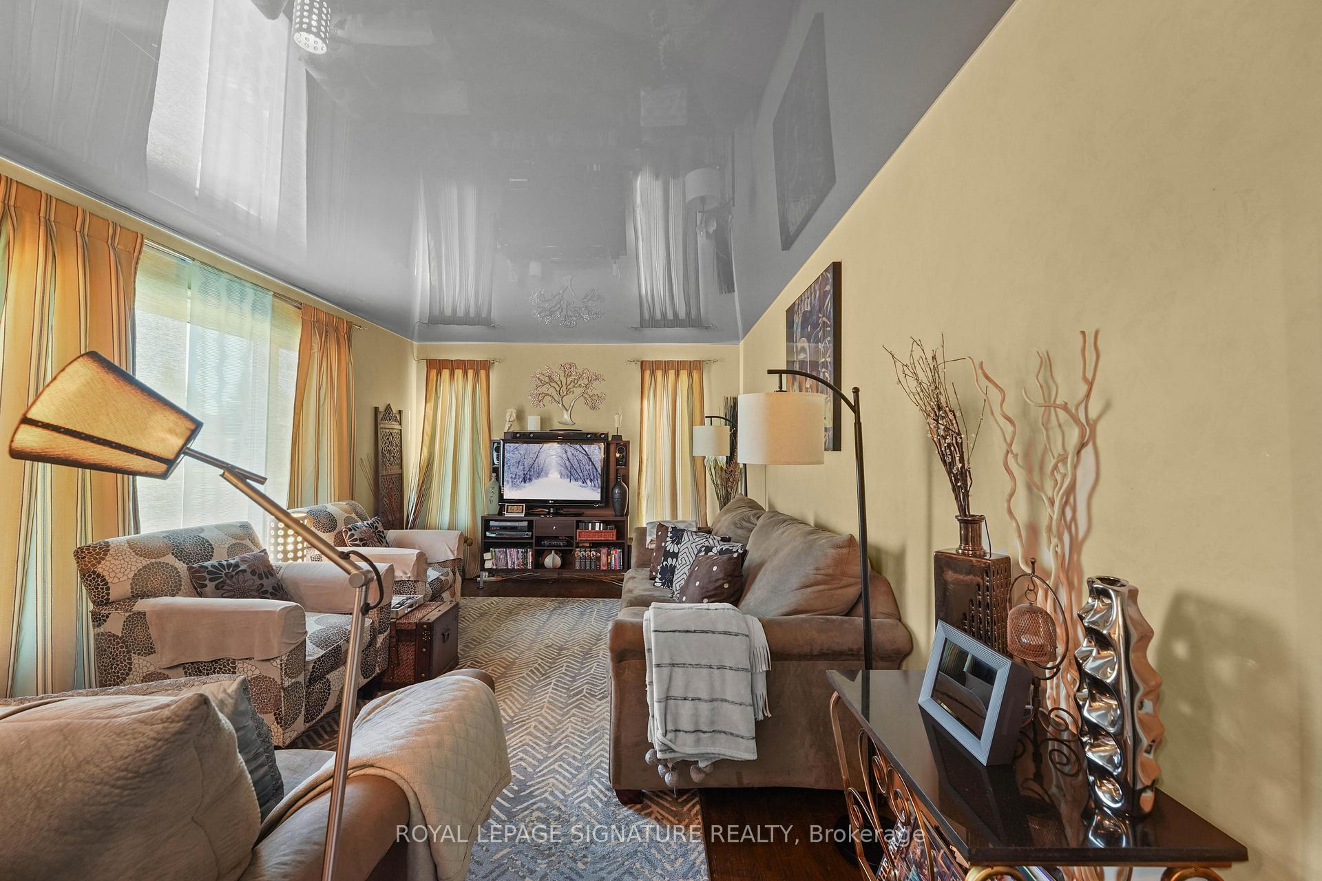 Photo 8 of 1556 Amberlea Road, Pickering, Amberlea — HOMEH