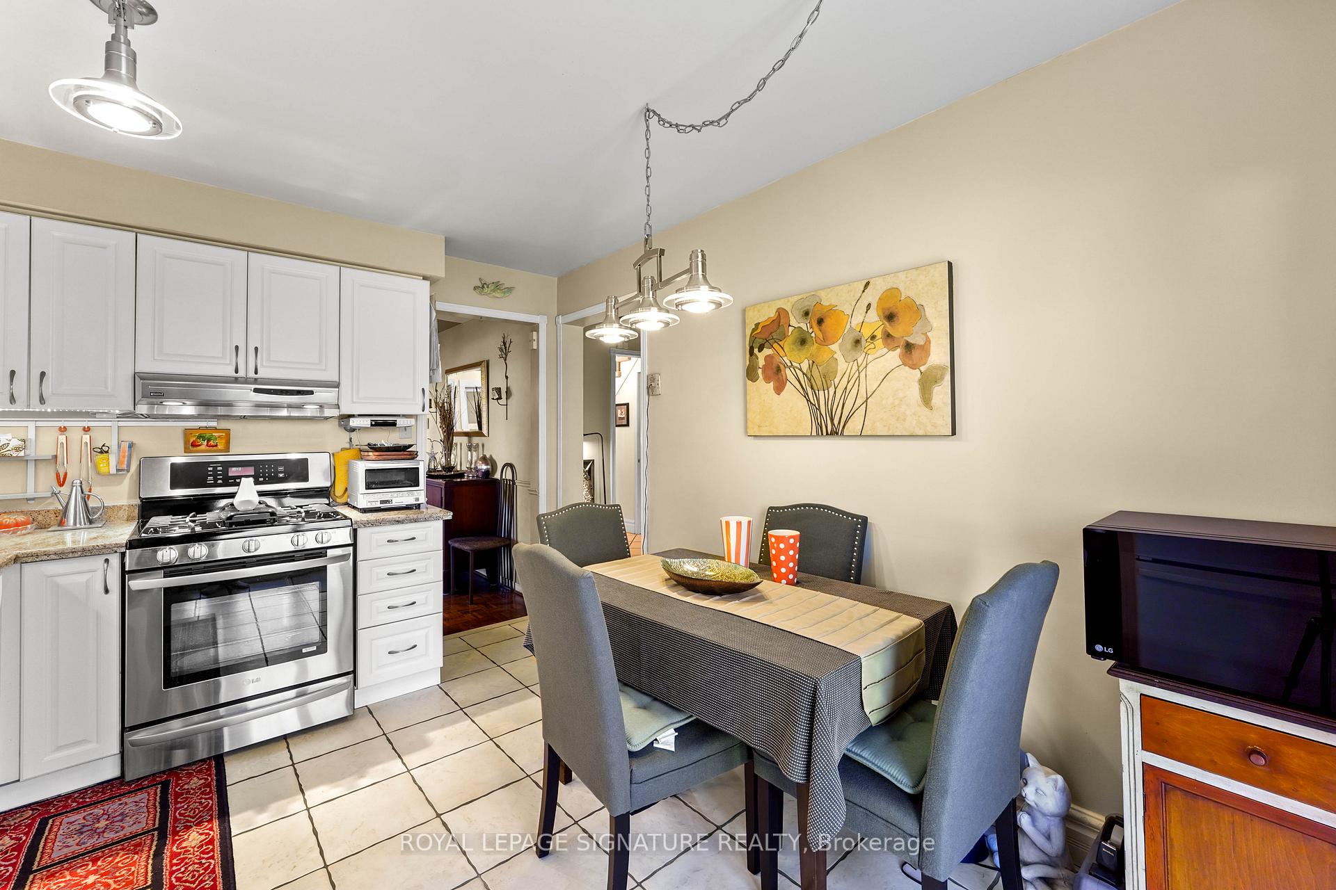 Photo 16 of 1556 Amberlea Road, Pickering, Amberlea — HOMEH