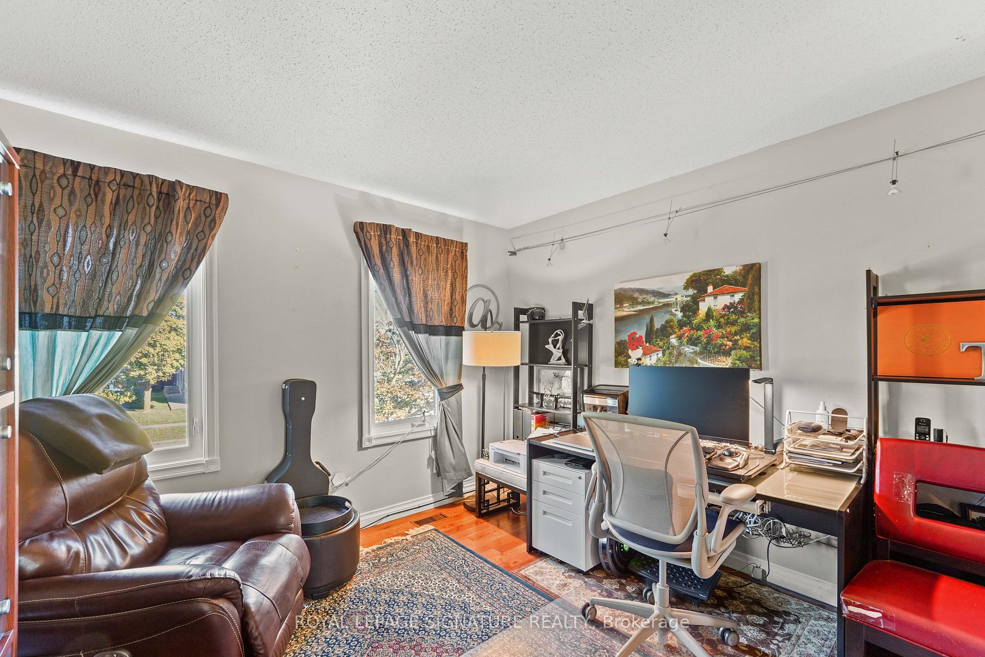 Photo 25 of 1556 Amberlea Road, Pickering, Amberlea — HOMEH