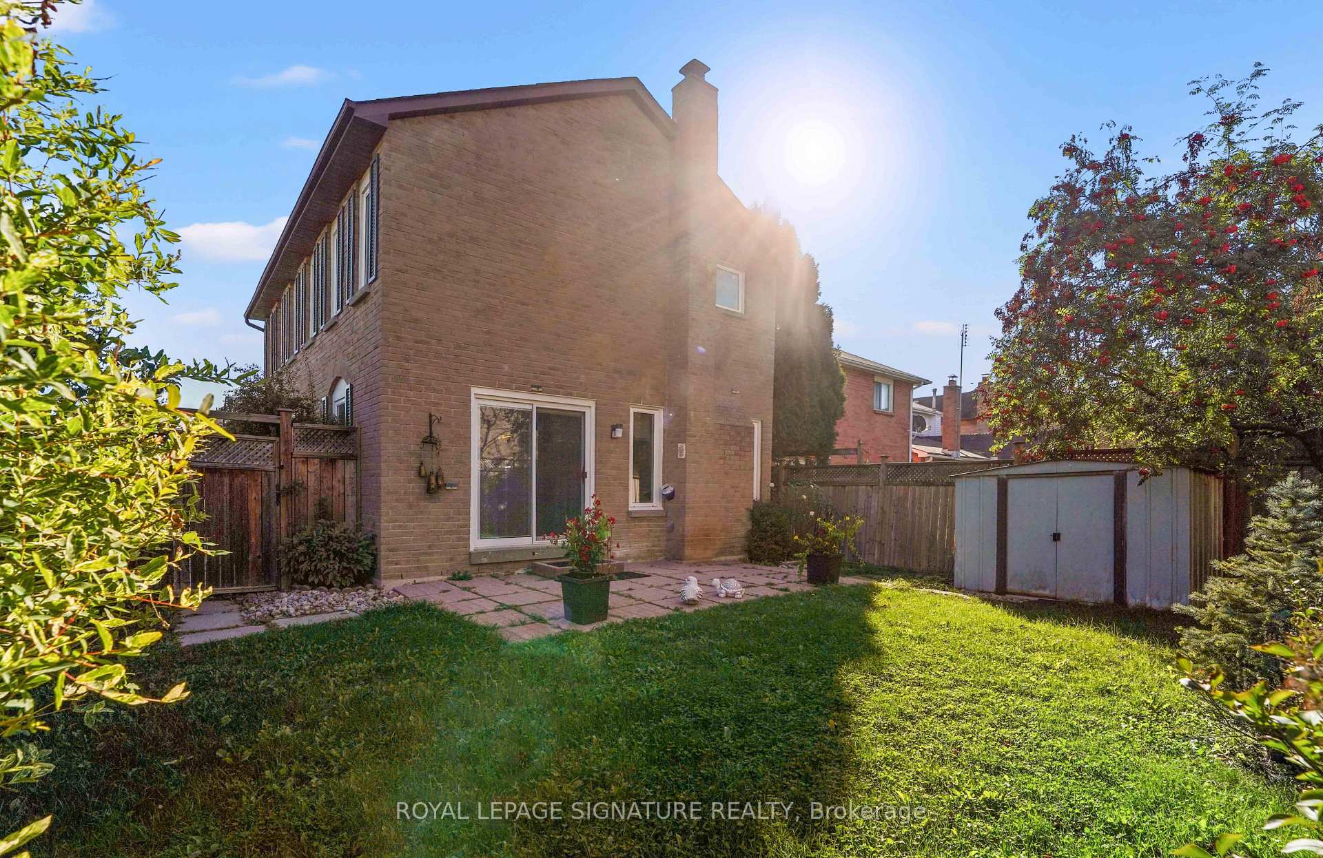 Photo 35 of 1556 Amberlea Road, Pickering, Amberlea — HOMEH