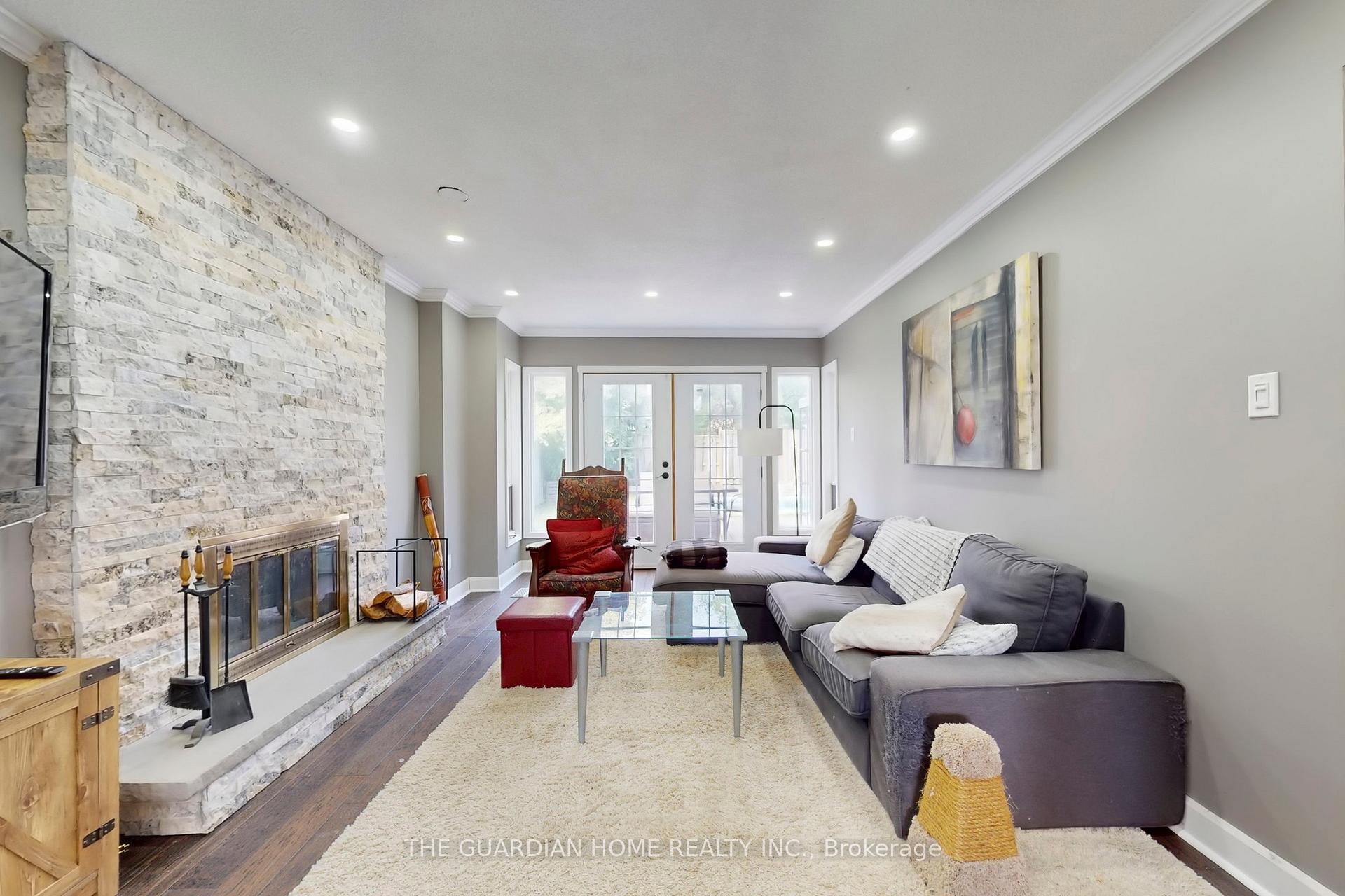 Photo 6 of 622 Aspen Road, Pickering, Amberlea — HOMEH