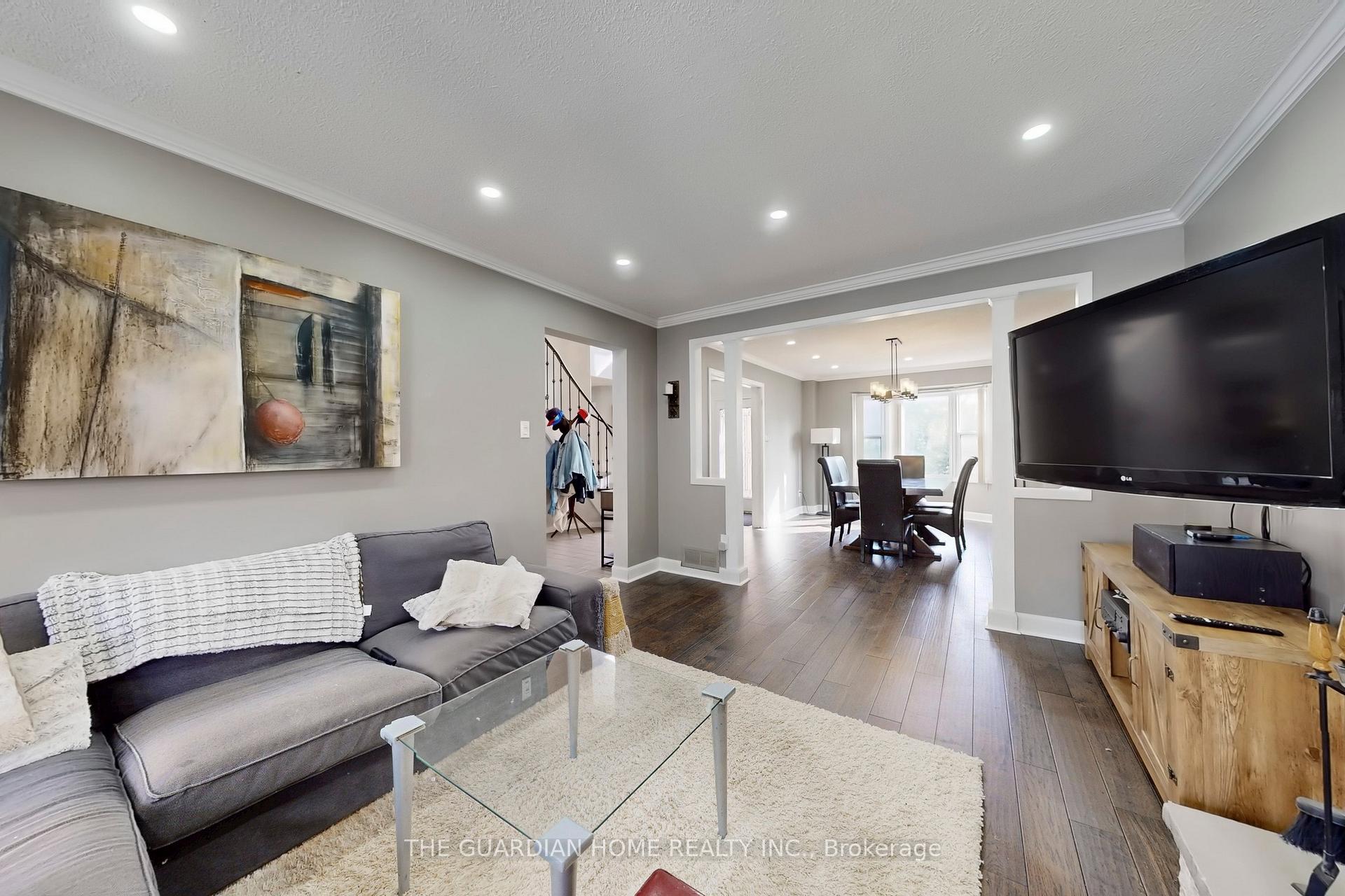 Photo 7 of 622 Aspen Road, Pickering, Amberlea — HOMEH