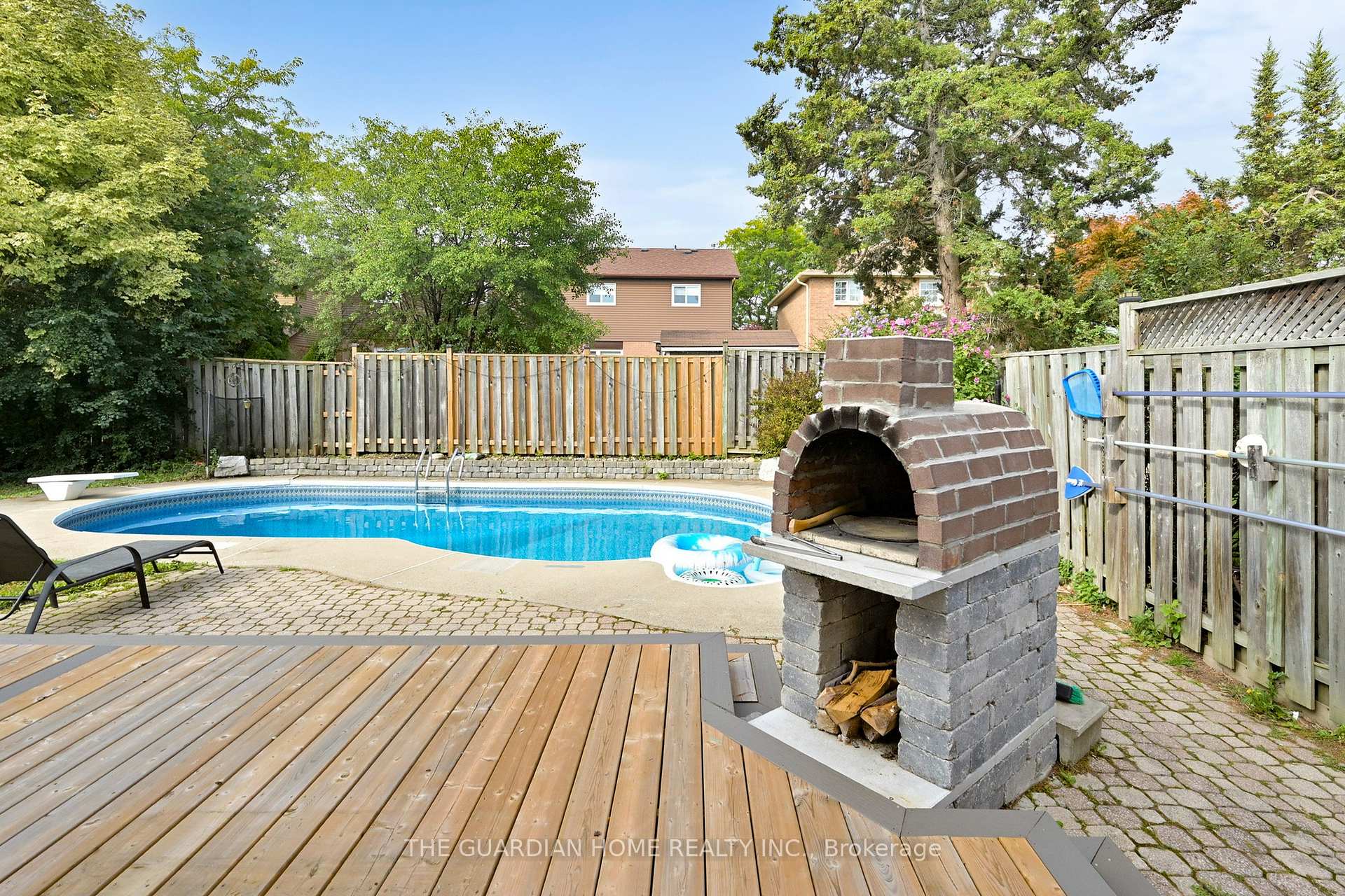 Photo 47 of 622 Aspen Road, Pickering, Amberlea — HOMEH