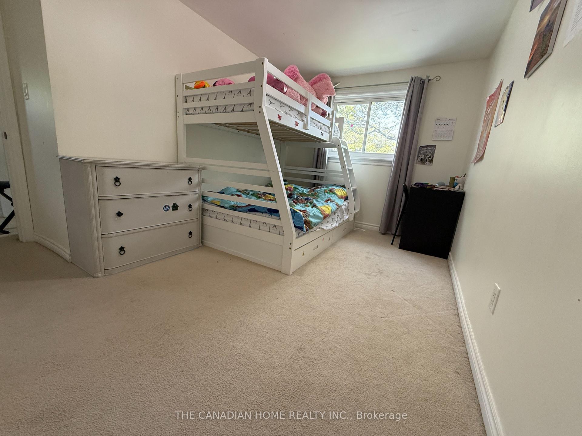 Photo 18 of 968 Renfrew Court, Oshawa, Lakeview — HOMEH