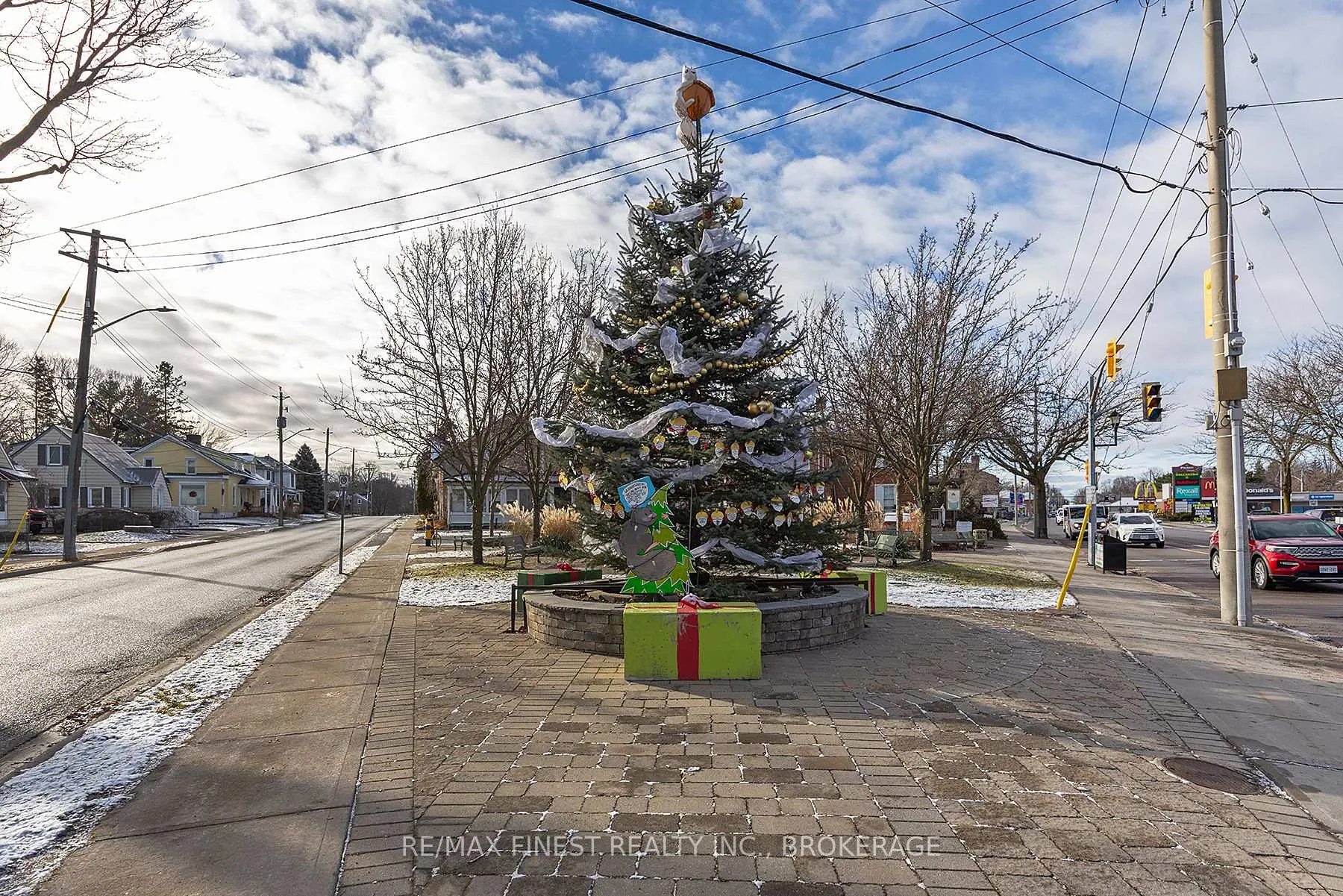Photo 6 of 21A Centre Street, Prince Edward County, Picton Ward — HOMEH