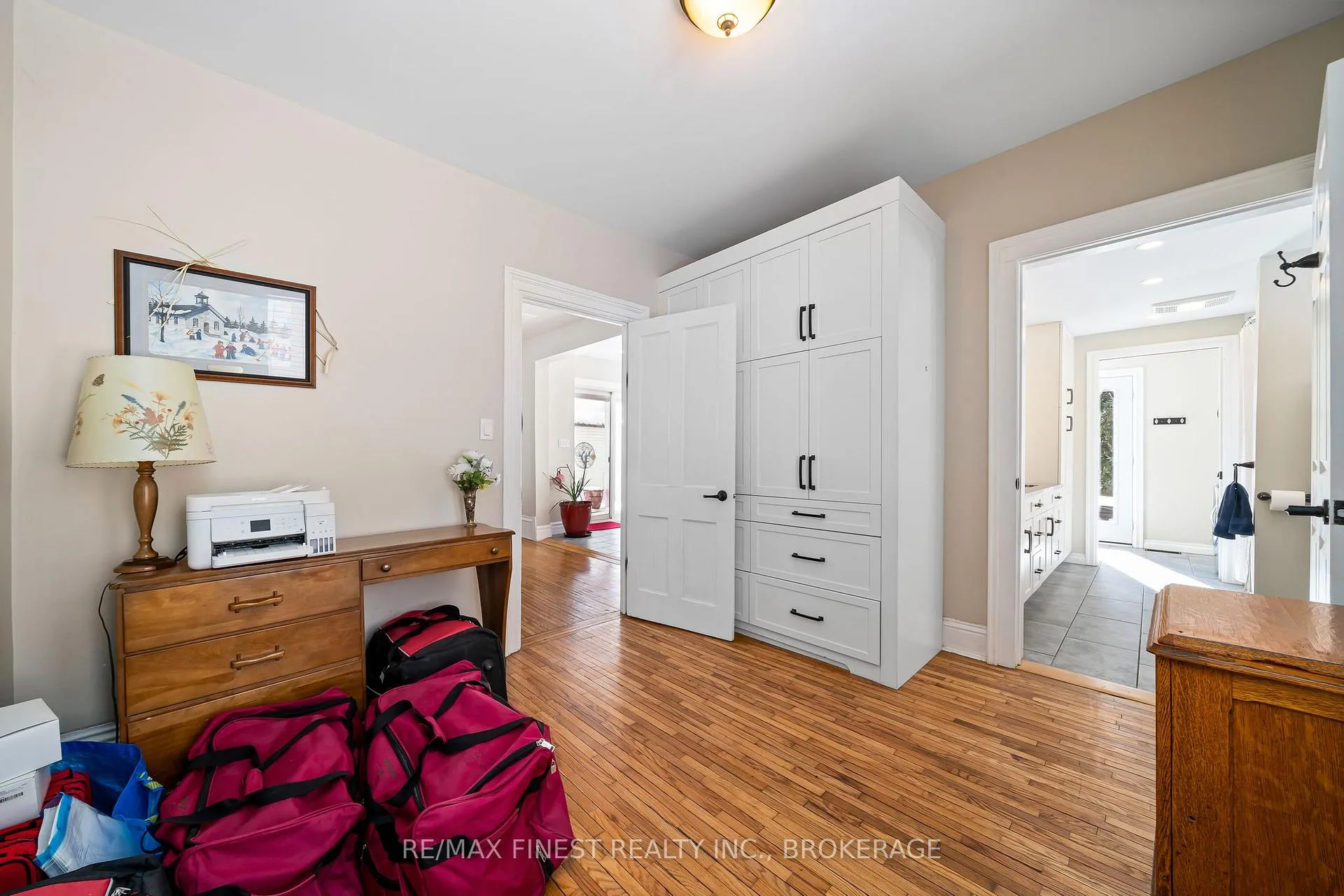 Photo 18 of 21A Centre Street, Prince Edward County, Picton Ward — HOMEH