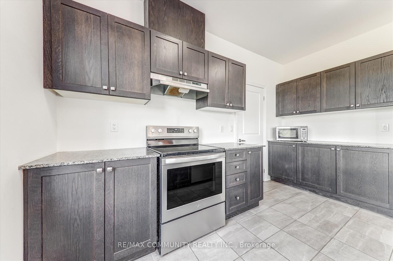Photo 17 of 39 Summer Breeze Drive, Quinte West, Murray Ward — HOMEH