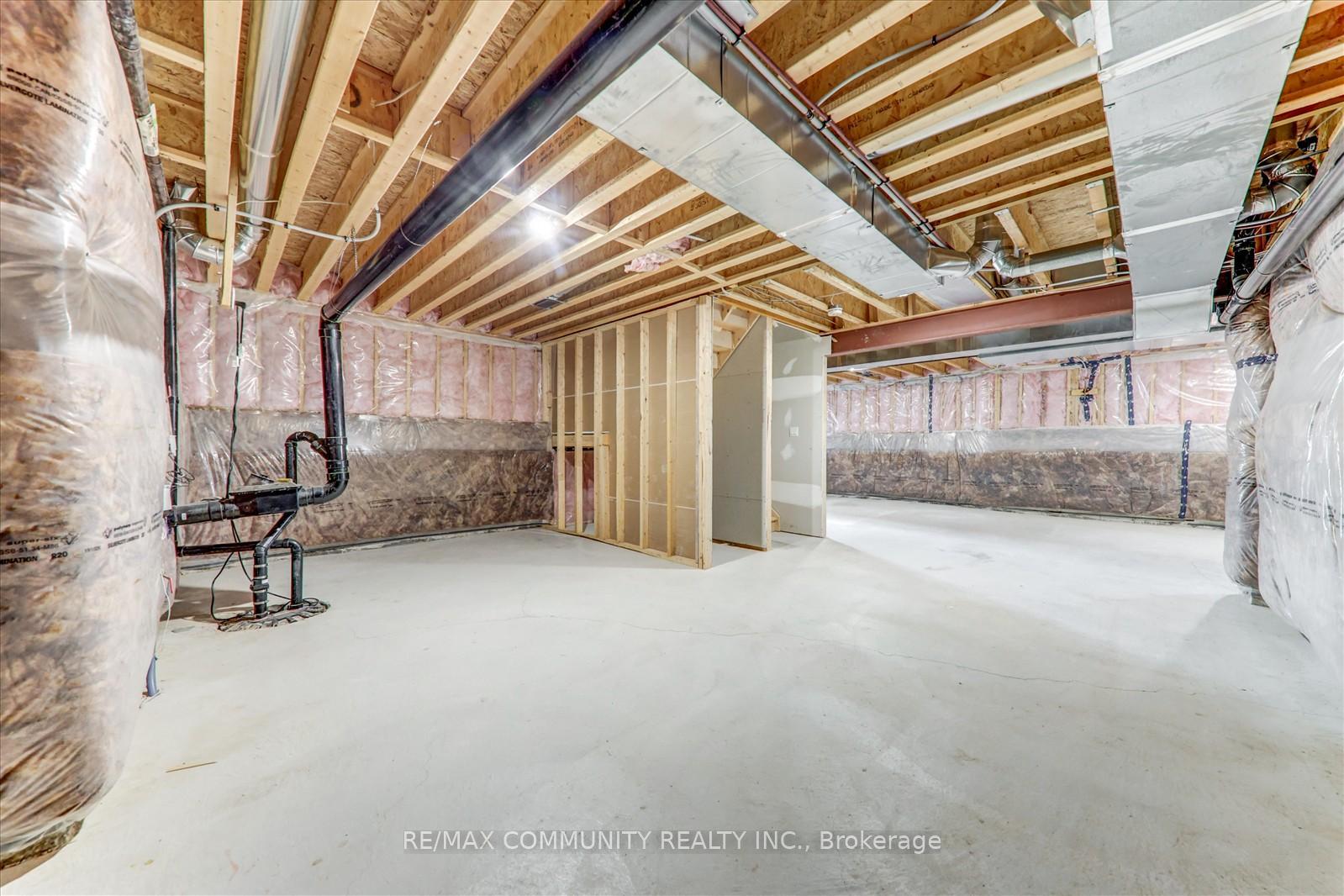 Photo 37 of 39 Summer Breeze Drive, Quinte West, Murray Ward — HOMEH