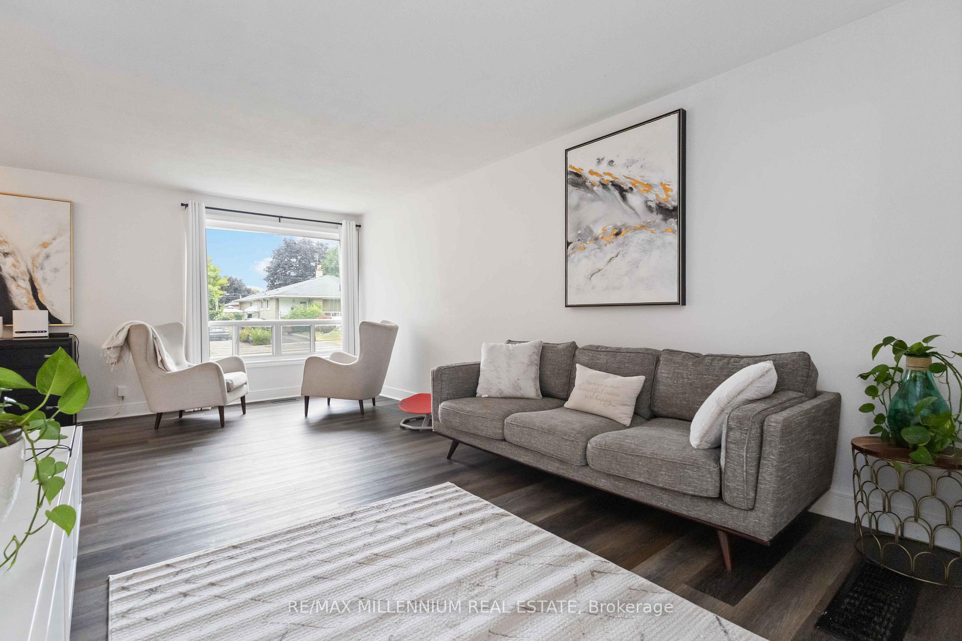 Photo 5 of 1350 Tatra Drive, Pickering, Bay Ridges — HOMEH