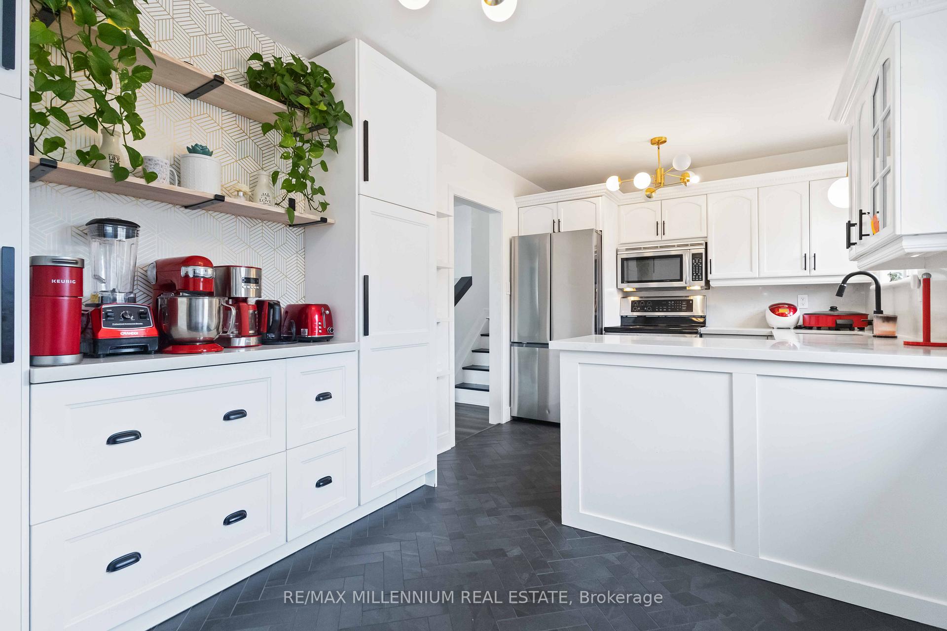 Photo 14 of 1350 Tatra Drive, Pickering, Bay Ridges — HOMEH