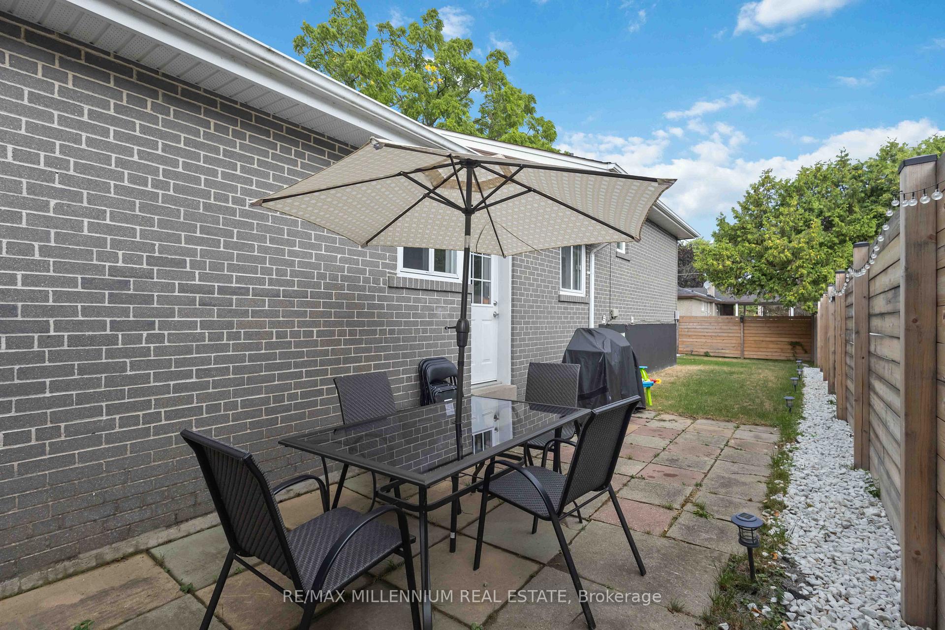 Photo 33 of 1350 Tatra Drive, Pickering, Bay Ridges — HOMEH