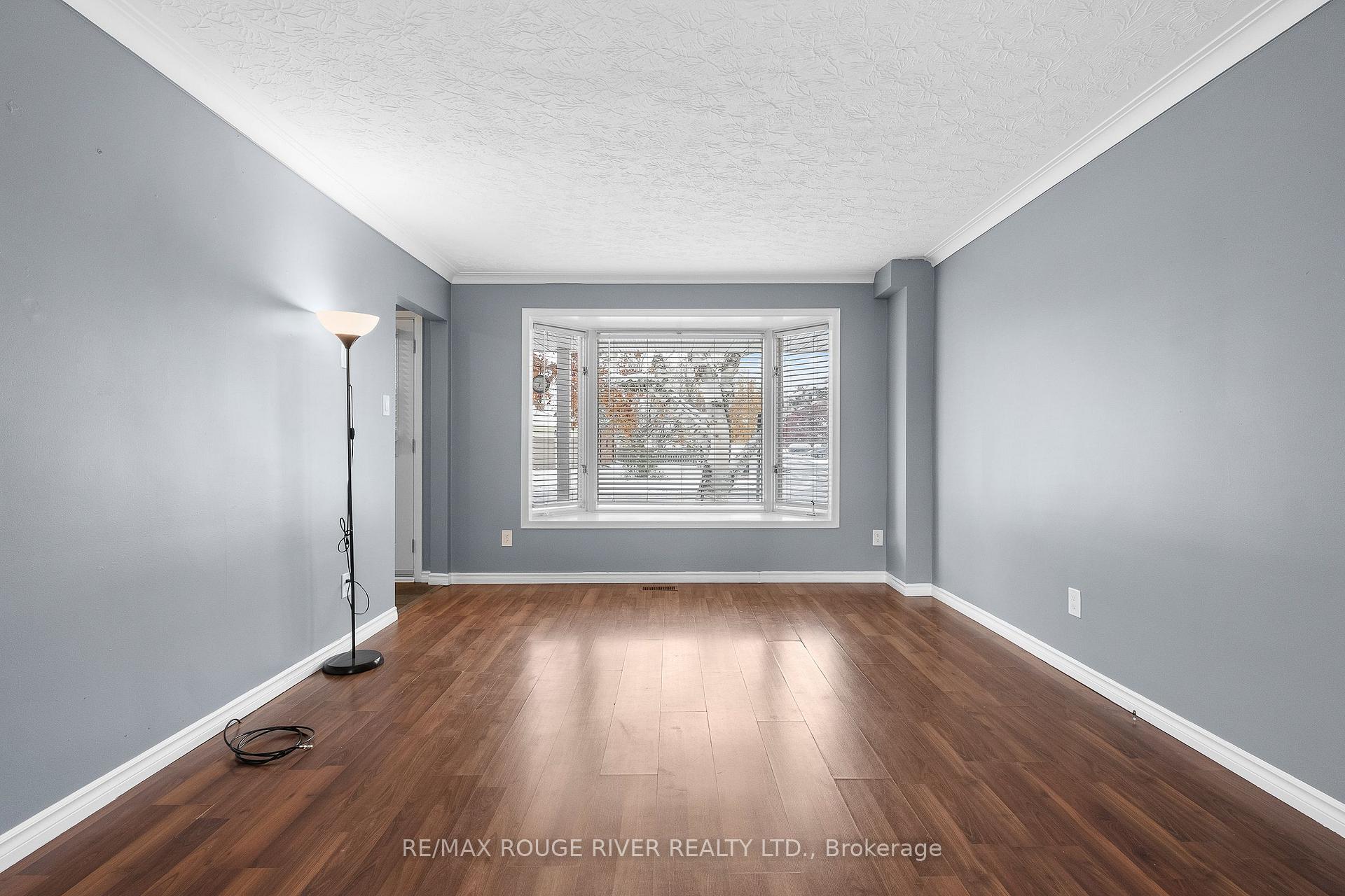 Photo 21 of 43 O'neil Crescent, Quinte West, Trenton Ward — HOMEH