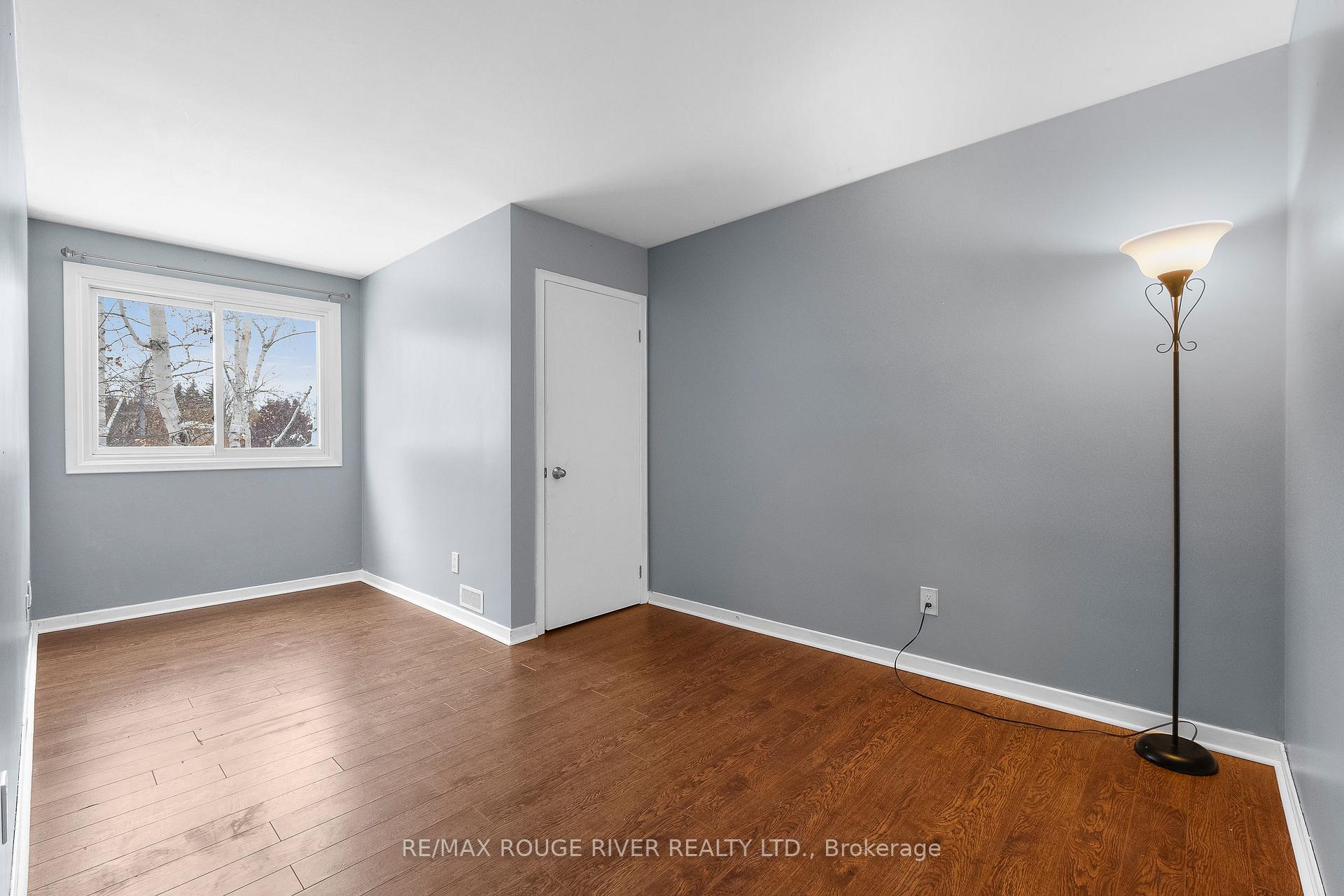 Photo 29 of 43 O'neil Crescent, Quinte West, Trenton Ward — HOMEH