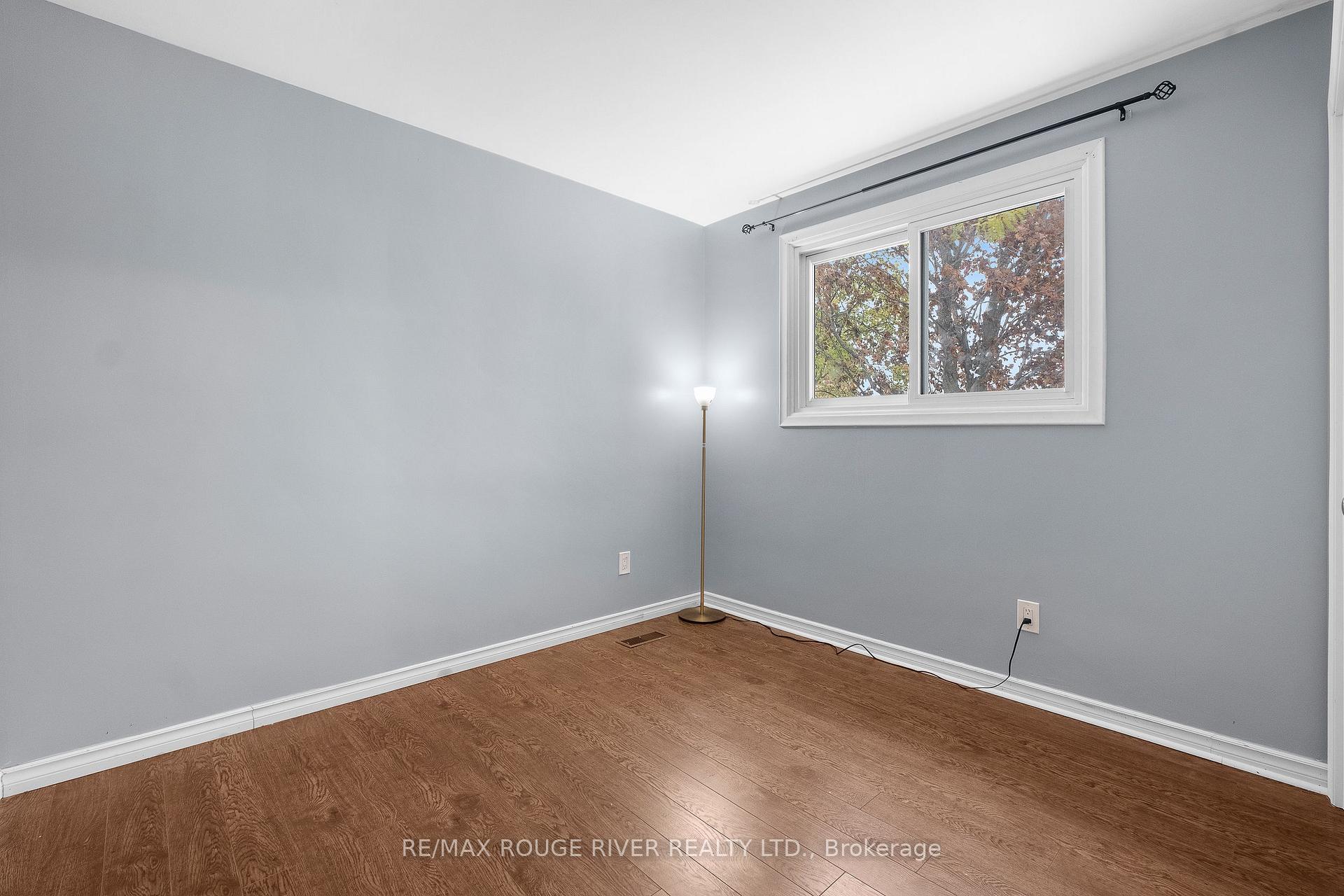 Photo 32 of 43 O'neil Crescent, Quinte West, Trenton Ward — HOMEH