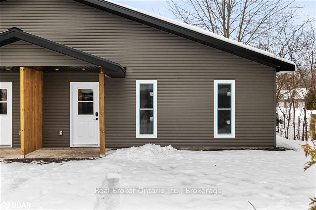 Photo 2 of Unit 2, 47 Creighton Street, Ramara, Atherley — HOMEH