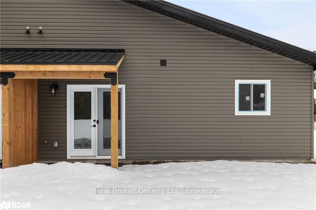 Photo 27 of Unit 1, 47 Creighton Street, Ramara, Atherley — HOMEH