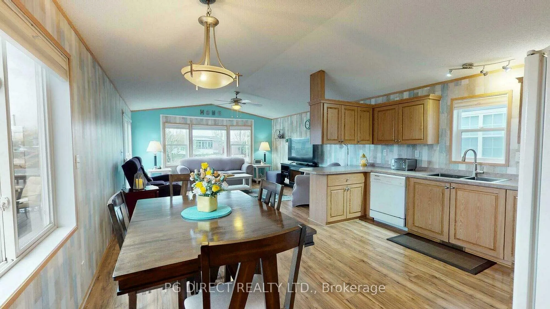 Photo 4 of 24 Jasper Heights, Puslinch, Rural Puslinch East — HOMEH