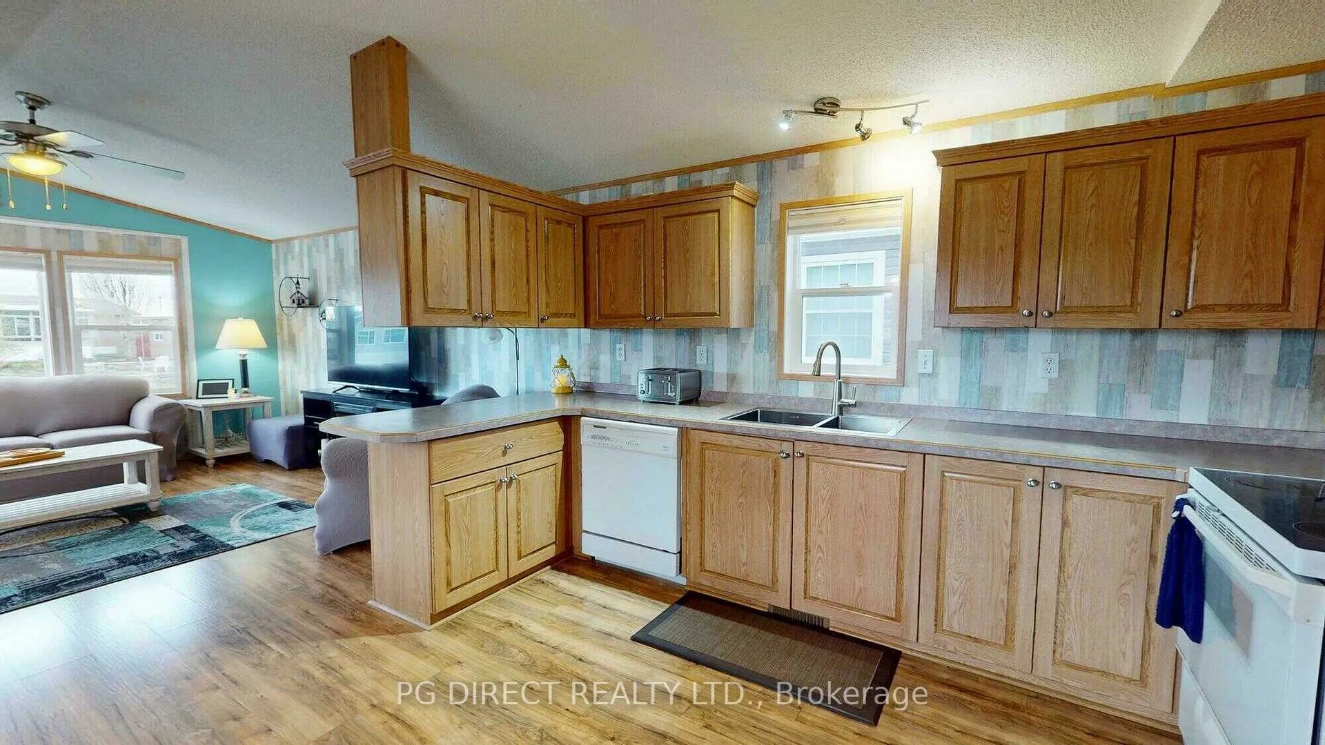 Photo 9 of 24 Jasper Heights, Puslinch, Rural Puslinch East — HOMEH