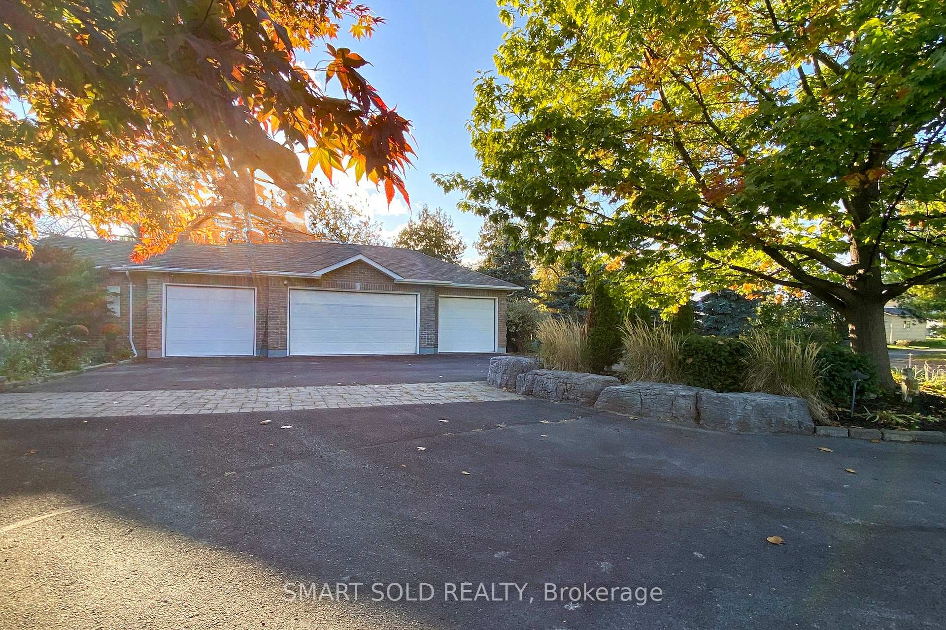 Photo 4 of 33 Carrying Place Road, Quinte West, Trenton Ward — HOMEH