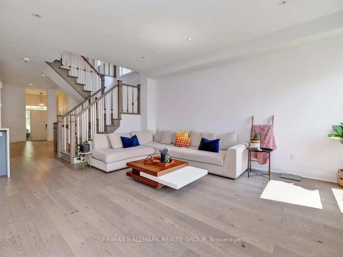 Photo 11 of 539 Compass Street, Ottawa, Mer Bleue/Bradley Estates/Anderson Park — HOMEH