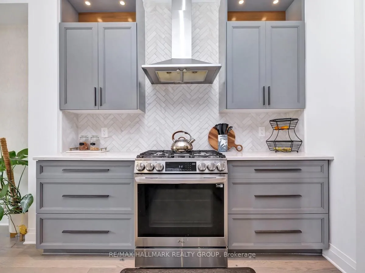 Photo 19 of 539 Compass Street, Ottawa, Mer Bleue/Bradley Estates/Anderson Park — HOMEH
