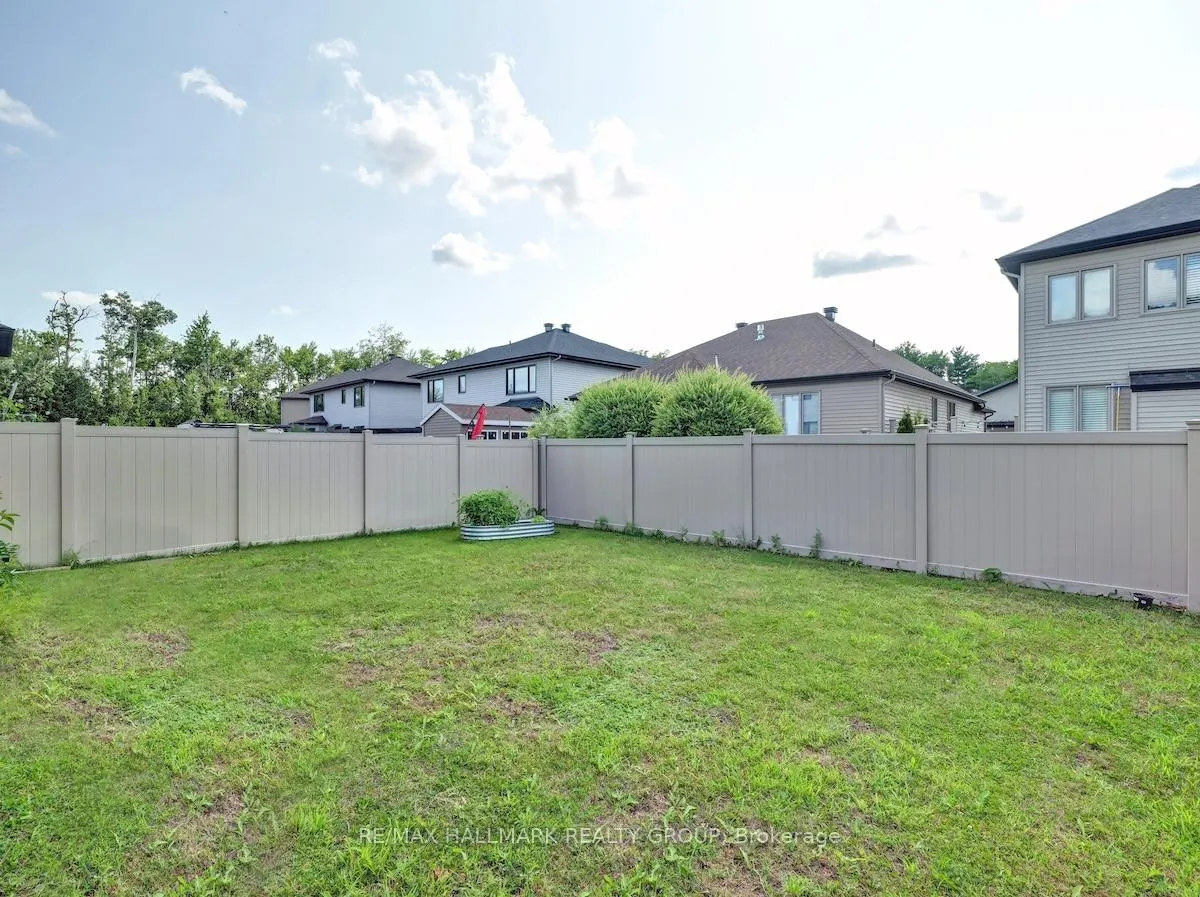 Photo 27 of 539 Compass Street, Ottawa, Mer Bleue/Bradley Estates/Anderson Park — HOMEH