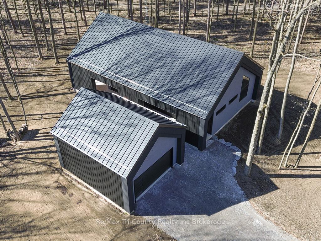 Front of 1498 12th Concession Road